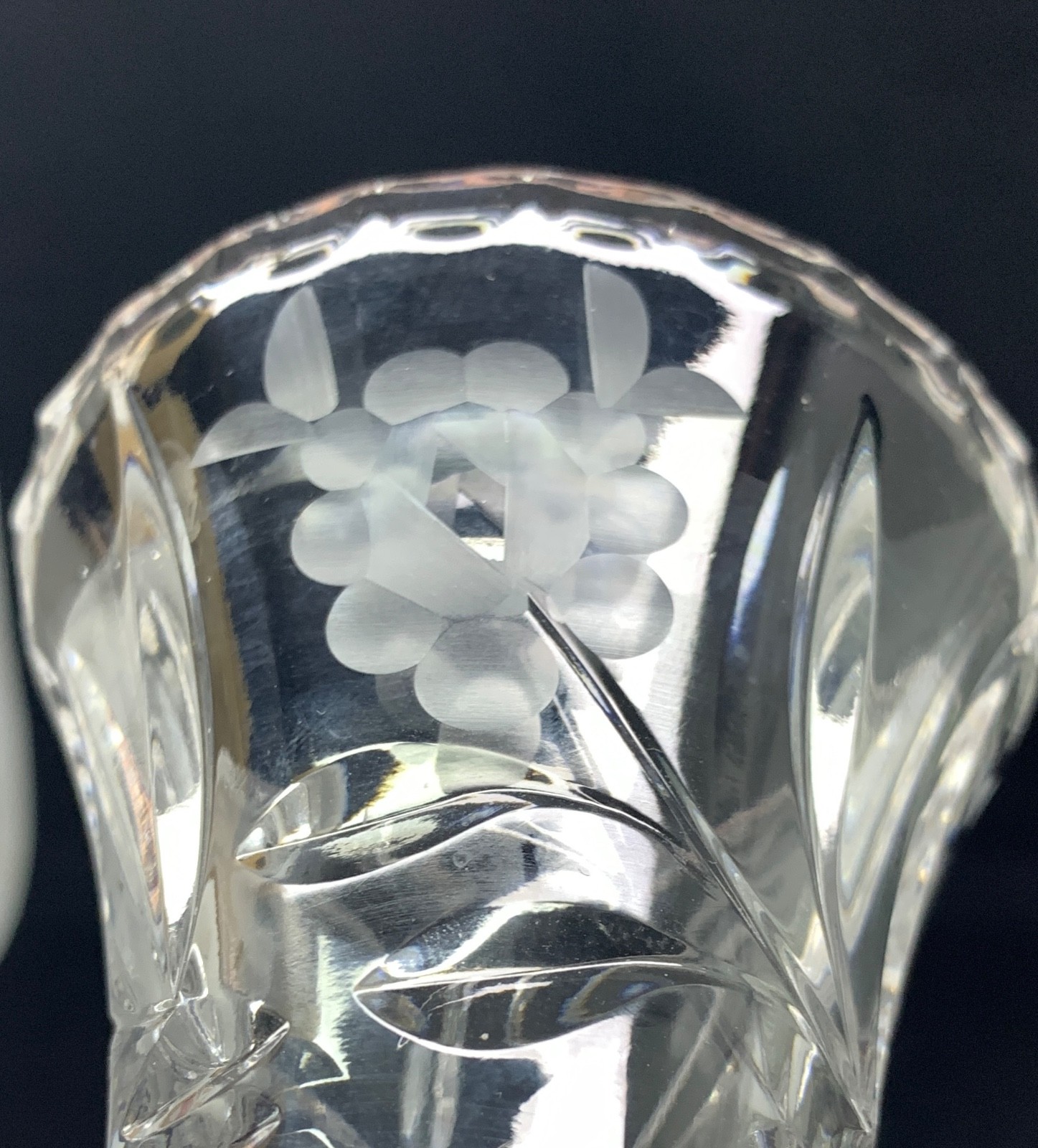 Cut Crystal 3 footed Bud Vase ~Cut Rose 4” tall ~ so pretty