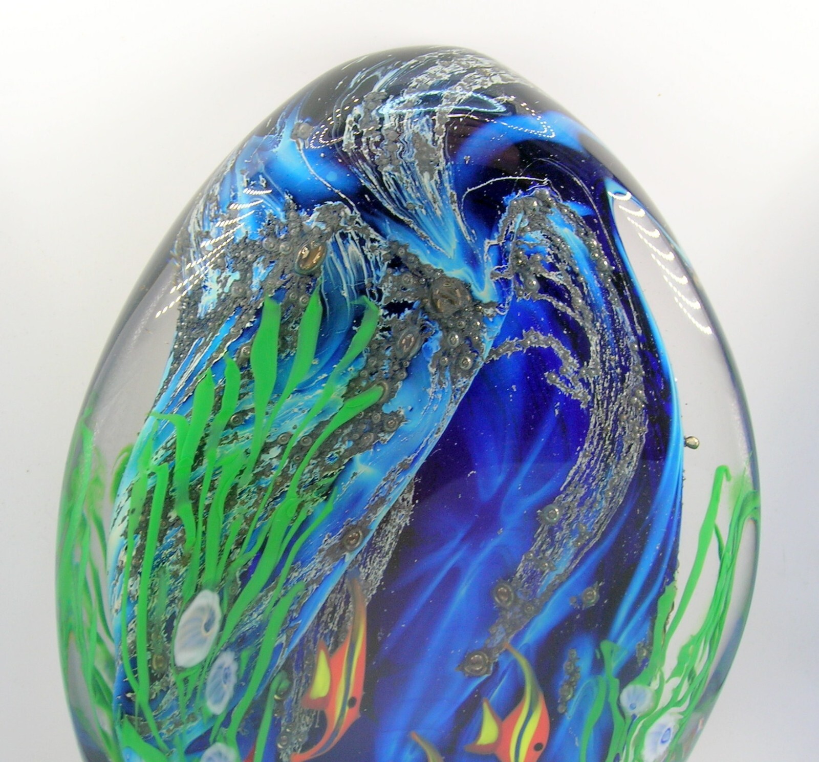 ZELLIQUE STUDIO LARGE FISH AQUARIUM DOUBLE SIDED ART GLASS 8 3/4″ TALL -B. OFFER
