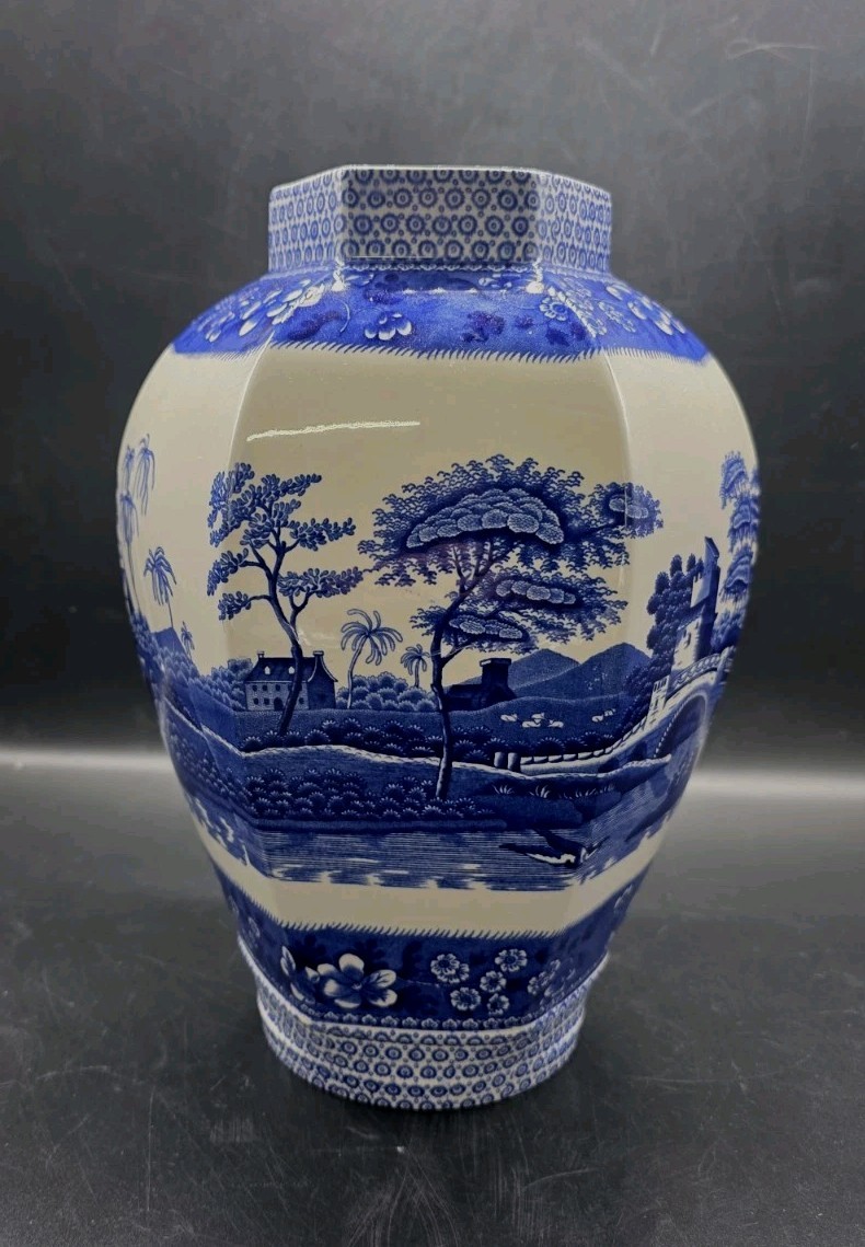 Vntg SPODE England Blue Tower Octagonal Ginger Jar Vase NO LID 11¼x8″