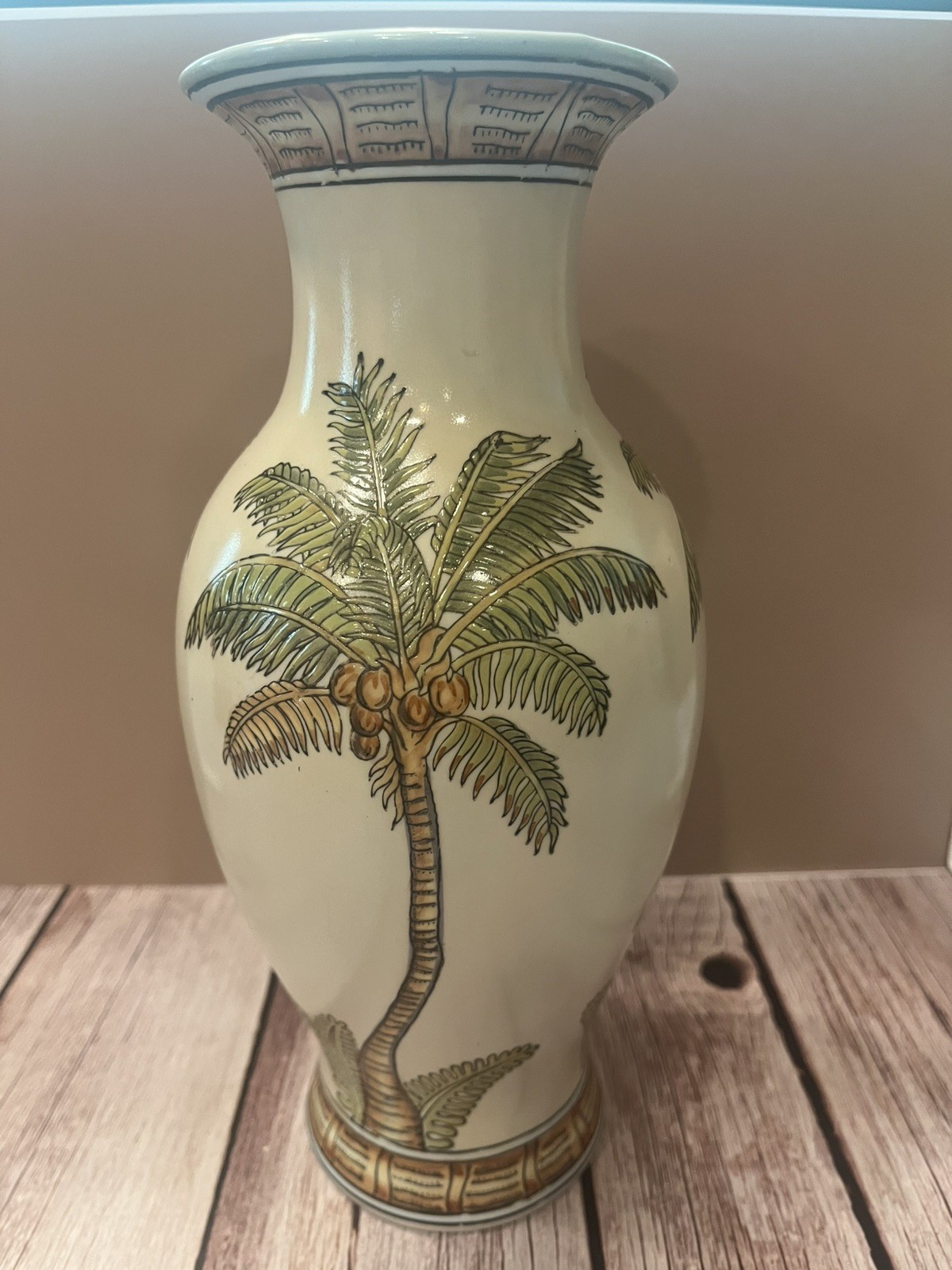 Vintage Andrea by Sadek Palm Tree Vase Polynesian Hawaiian Very Pretty