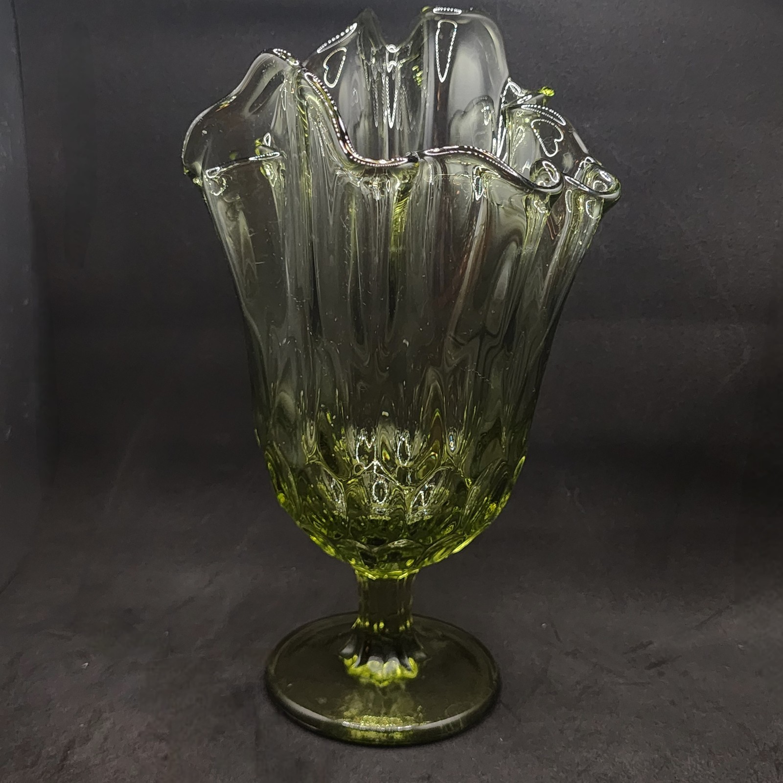 Vtg Fenton Colonial/Avacado Green Sung Handkerchief Glass Vase, Celery, Pedestal