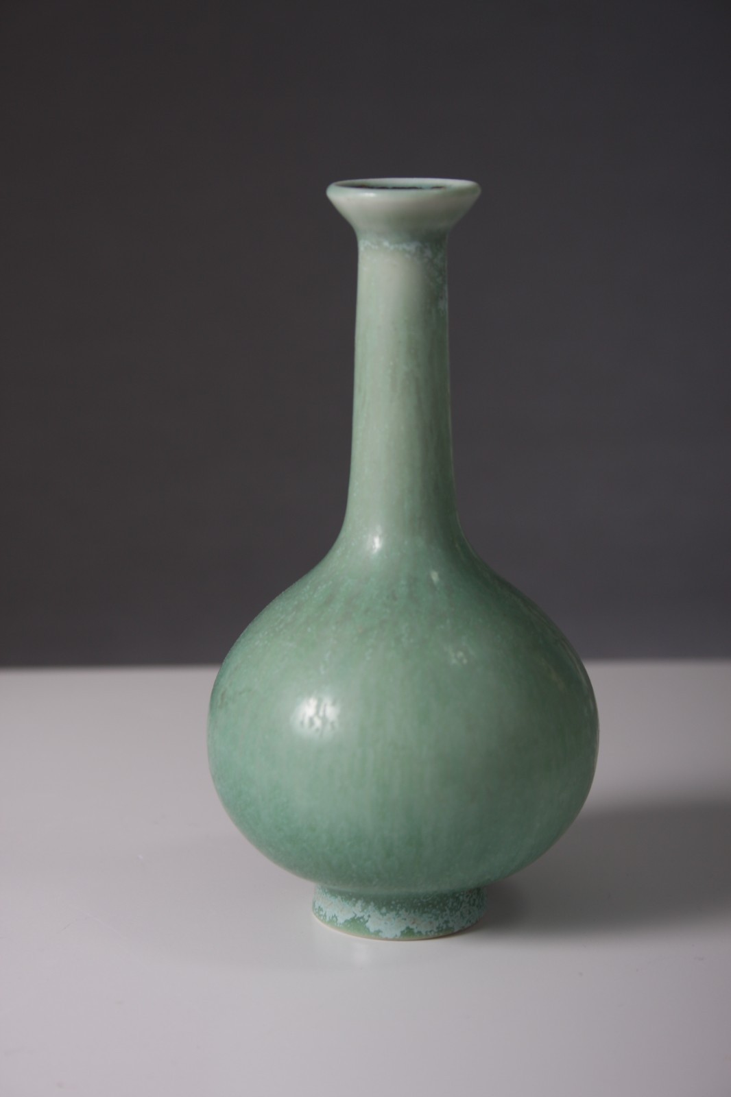 GUNNAR NYLUND – UNIQUE, small green vase – Rörstrand – Sweden – 1940-50s