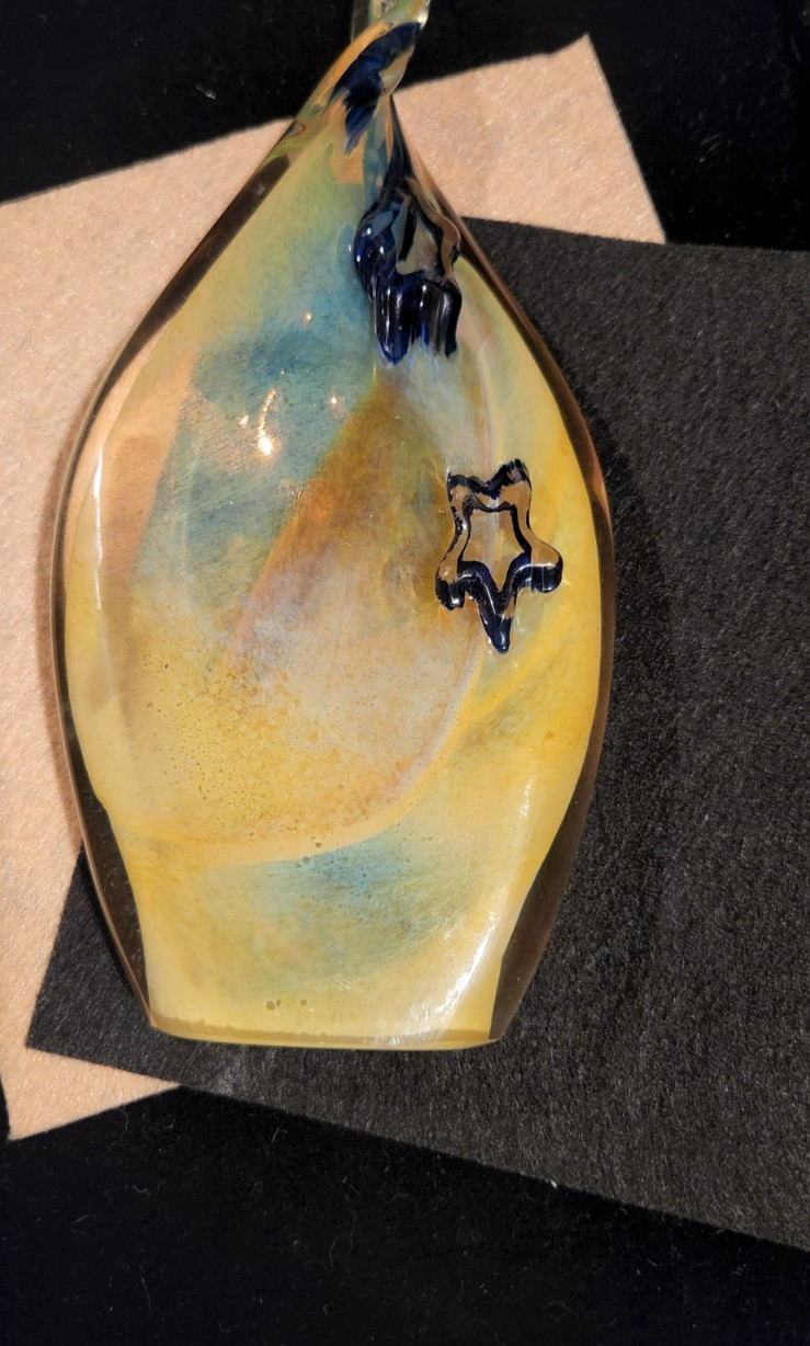Hand blown Art Glass Twisted/Swirl Teardrop with Blue Stars Sculpture – 7.5 inch