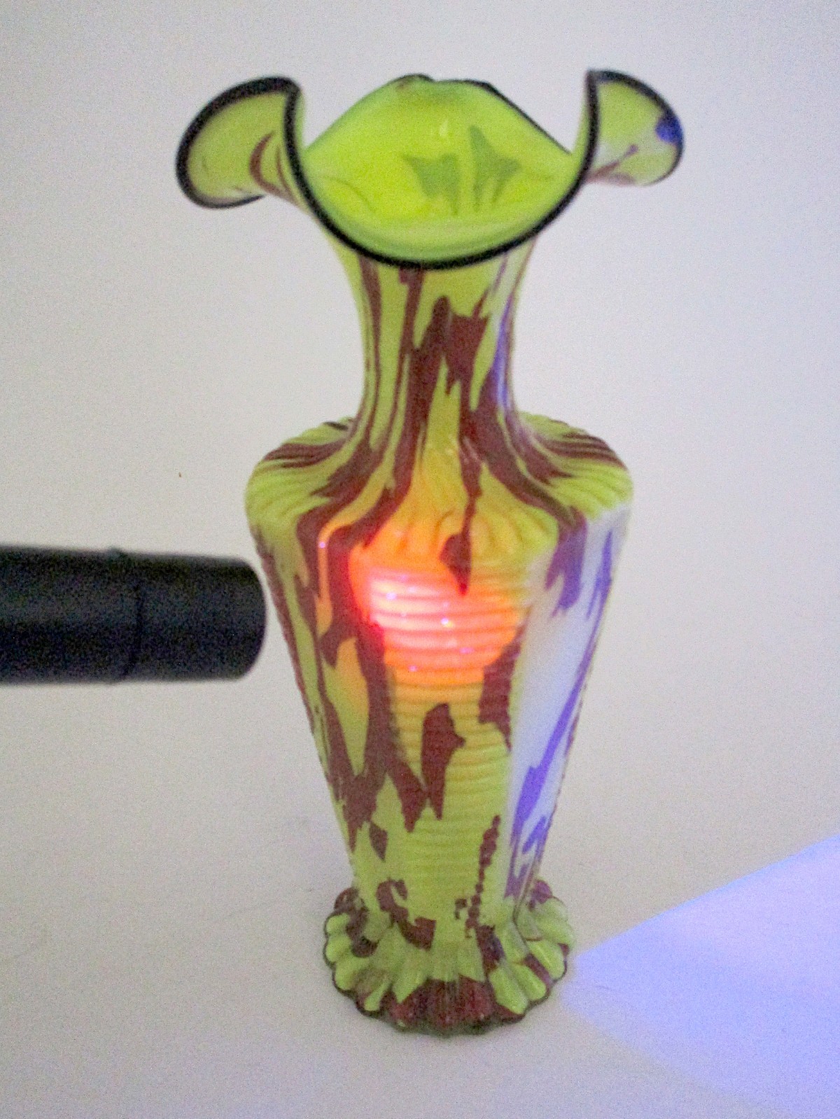 Antique Franz Welz Bohemian Czech Art Glass Ruffle Splatter Vase Cadmium UV Glow