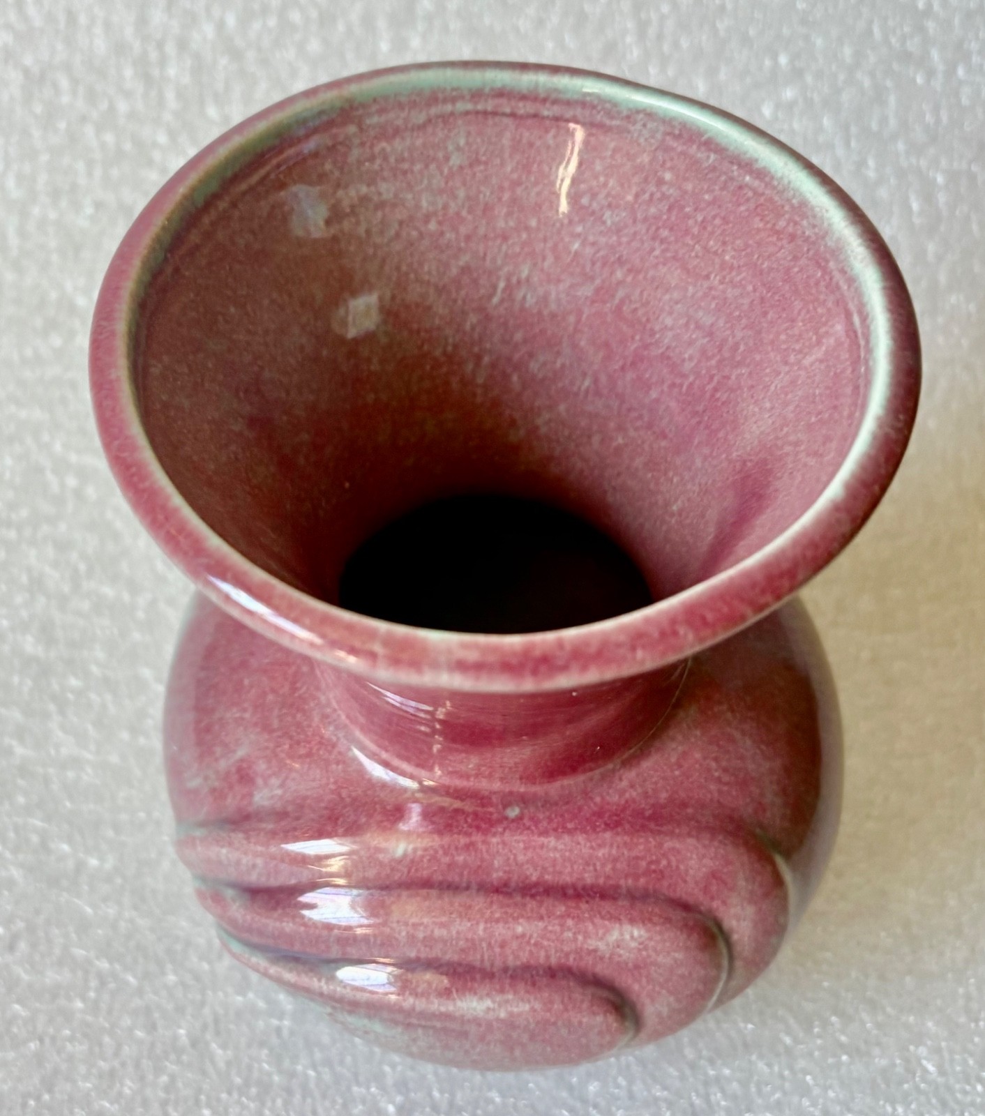 KTK Knowles Taylor & Knowles CA 503 Deep Pink Vase Swirled Waves