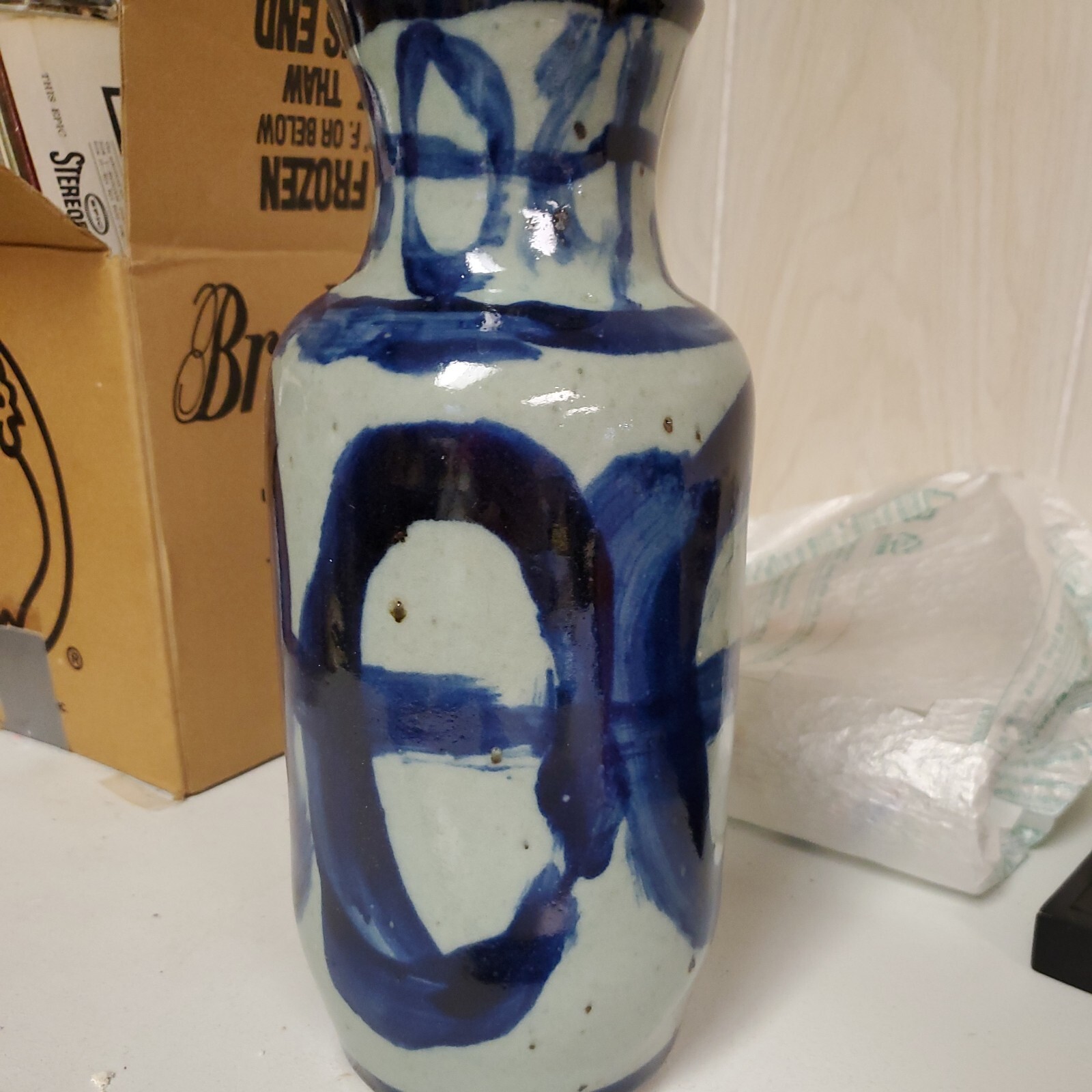ANTIQUE ARTS&CRAFTS Blue ART POTTERY VASE 11.5″Antique Abstract Home Table Decor
