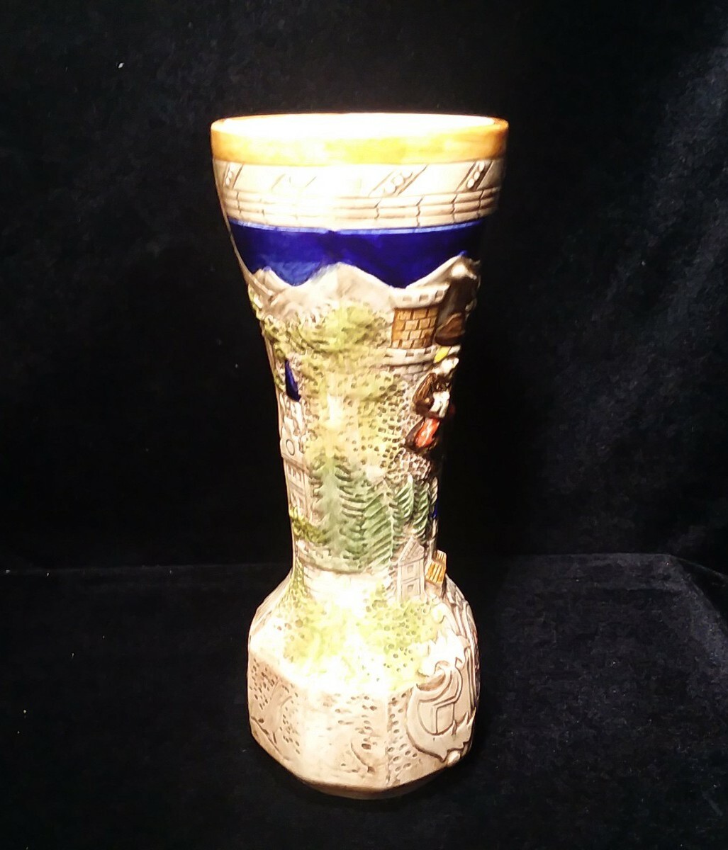 Royal Sealy Porcelain/ Ceramic Vase 9 Inch Tall Hand Painted 3 D Raised 25/68