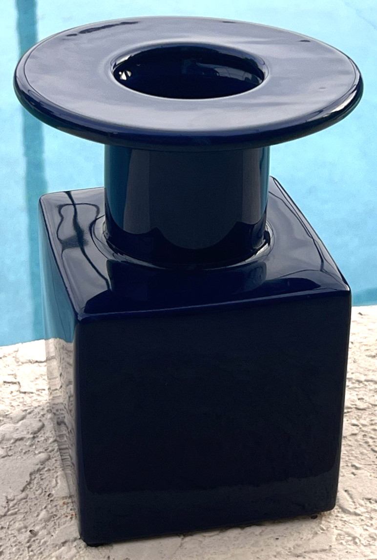 Michael Graves Designs Cobalt Blue Cube Vase 5 7/8″ x 8 1/8″ in Original Box
