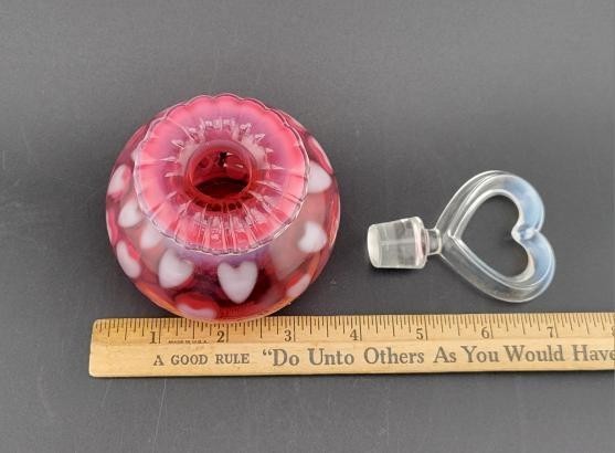 Fenton Cranberry Opalescent Heart Optic Glass Perfume Bottle Vintage Hearts