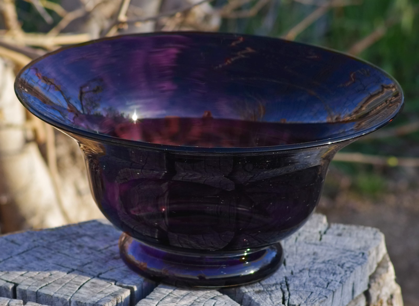 VINTAGE Console BOWL Large 11 1/2″ Centerpiece Amethyst Glass Made in USA