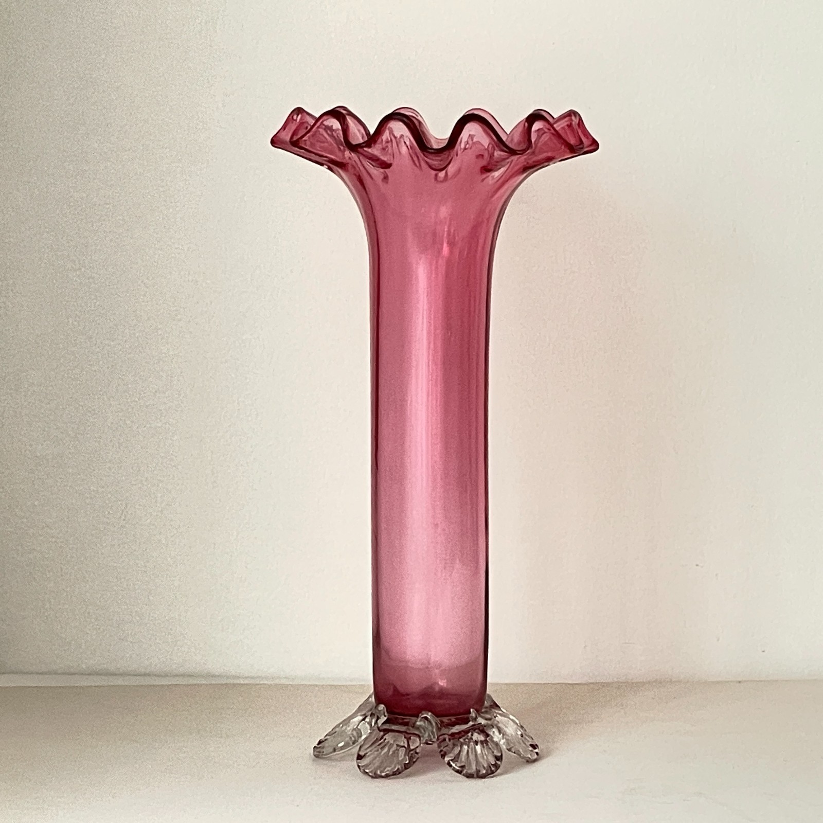 ANTIQUE CRANBERRY PINK TRUMPET VASE WITH RUFFLED RIM CLEAR APPLIED GLASS FEET