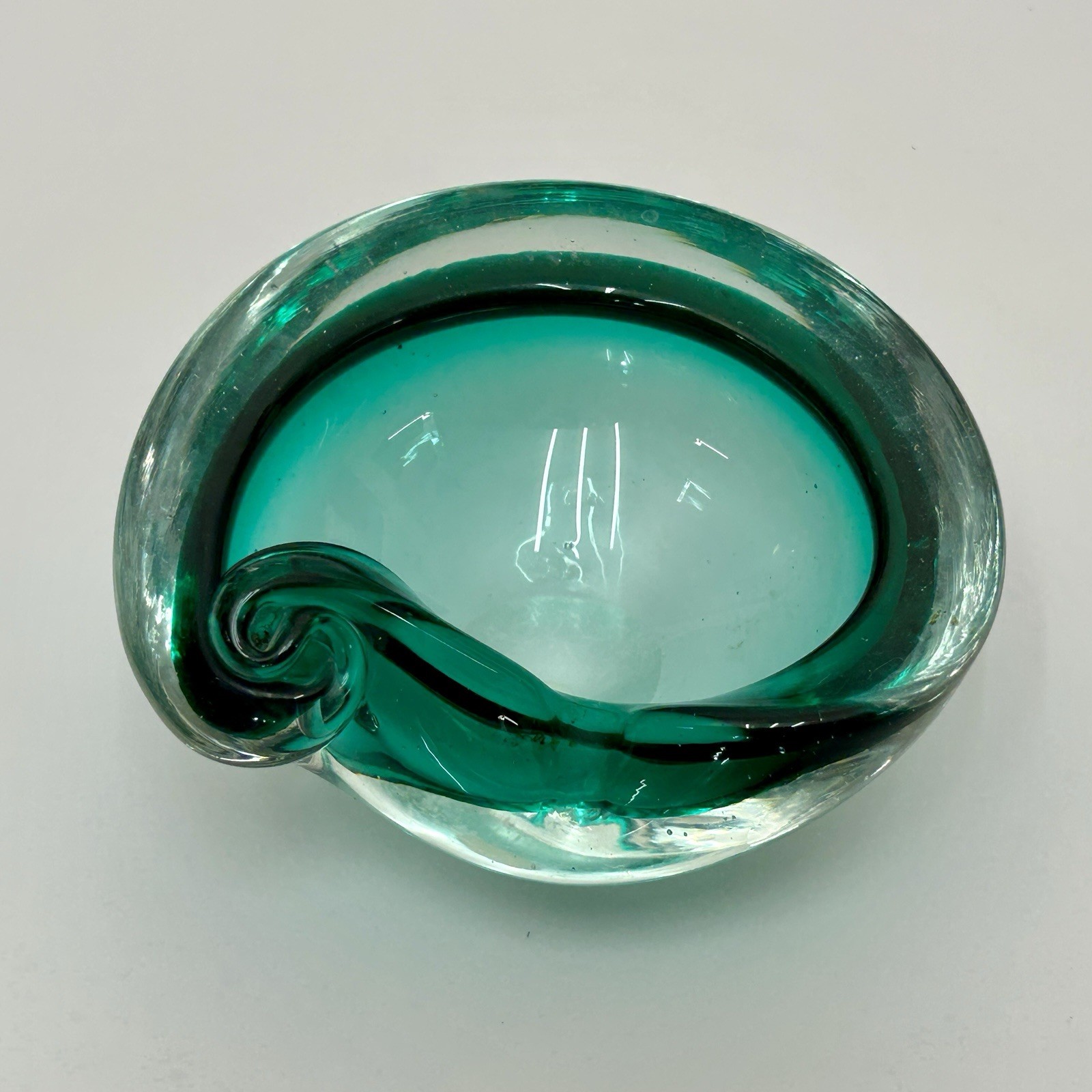 Murano Sommerso Teal Art Glass Scroll Form Ashtray 4″ 1970s Vintage