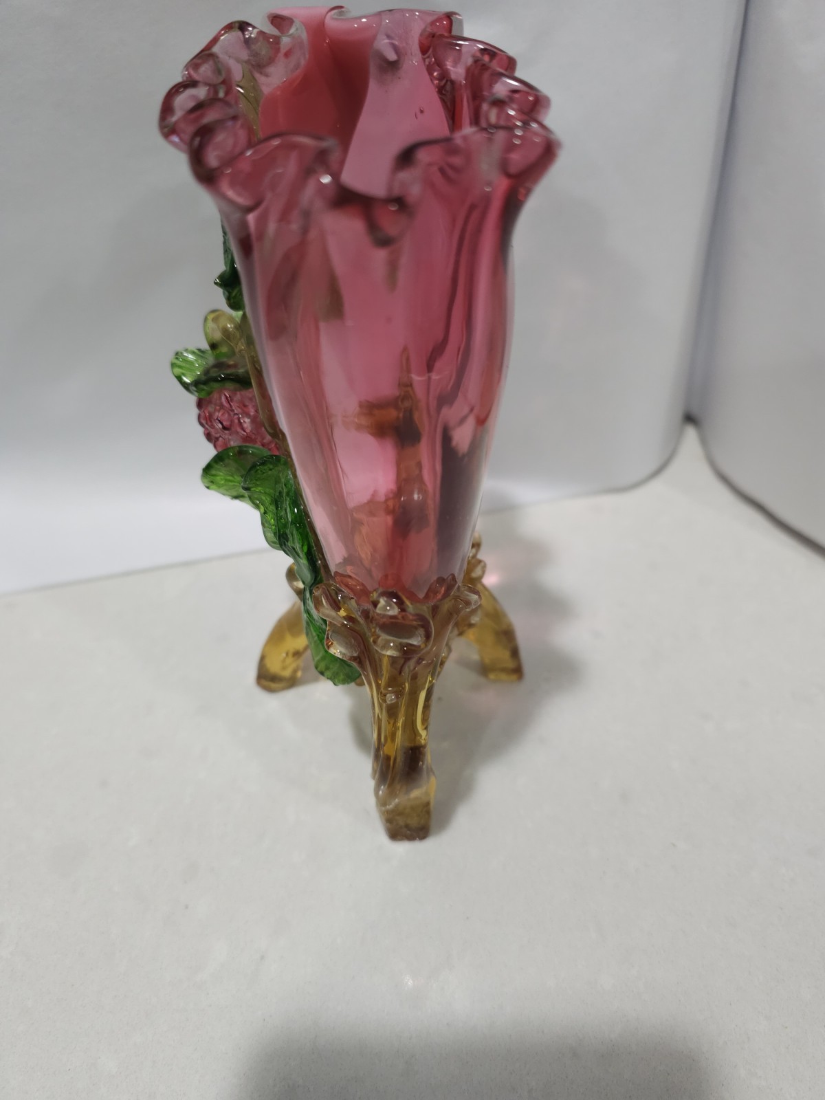 Vintage STEVENS & WILLIAMS Ruffled Cased Art Glass BOWL VASE Amber Applied Feet