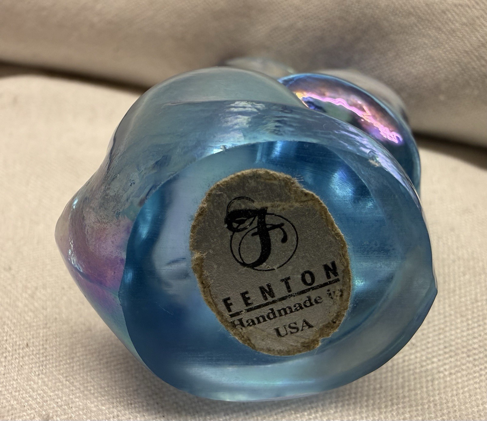 Fenton Blue Carnival Art Glass Iridescent Mini Easter Bunny – Paperweight Decor