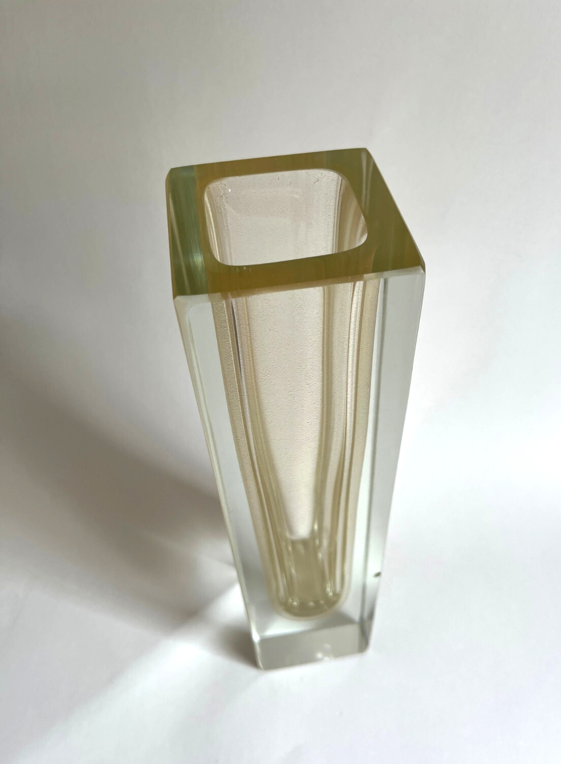 Vintage MCM Flavio Poli Murano Sommerso Cube Vase Clear Gold Stardust 11.75″