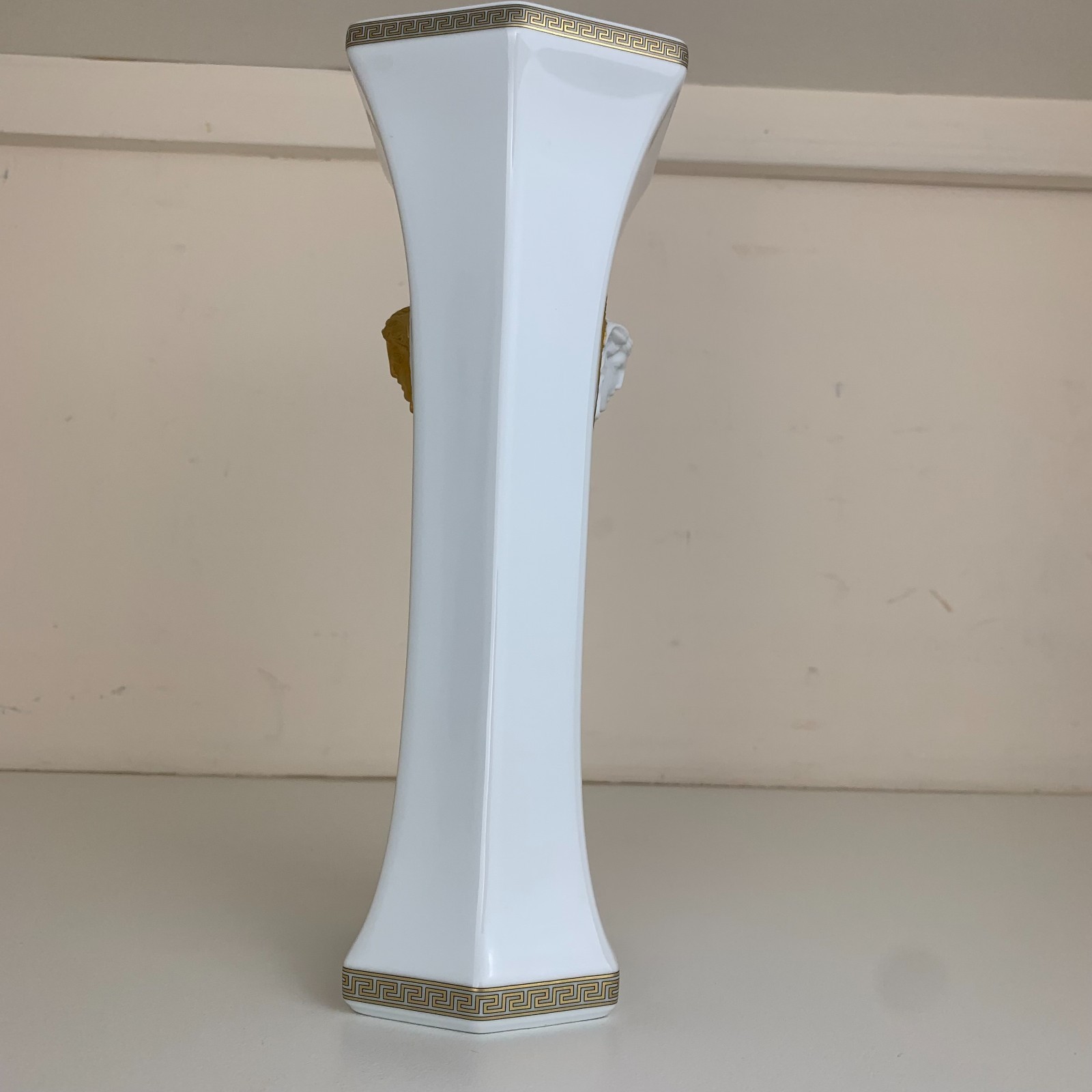 Versace Rosenthal Gorgona Medusa White & Gold Porcelain Tall Vase 10 1/4″ 26cm