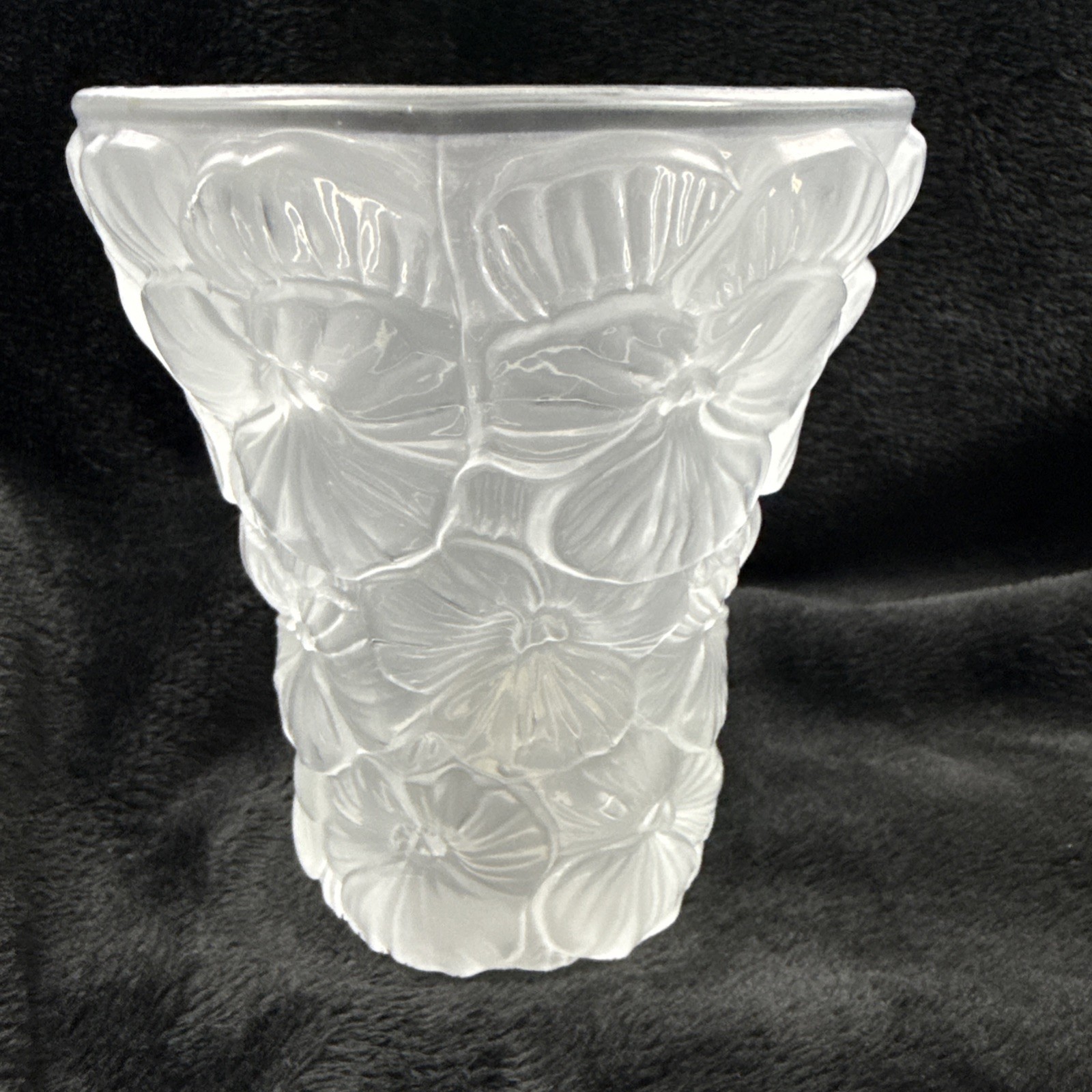 Vintage BAROLAC WEIL Czech Frosted Vase Satin Glass Pansy Flowers 5.5″ Tall