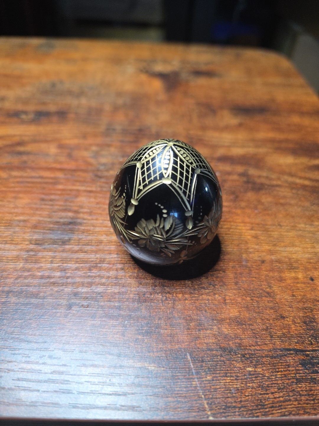 Faberge Modern Russia Glass Egg – Black & Gold Paperweight