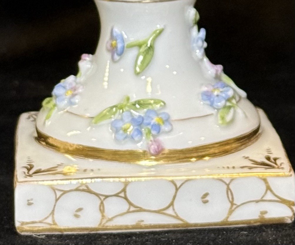 Antique Carl Thieme at Potschappel porcelain urn Hand Painted W/Applied Flowers