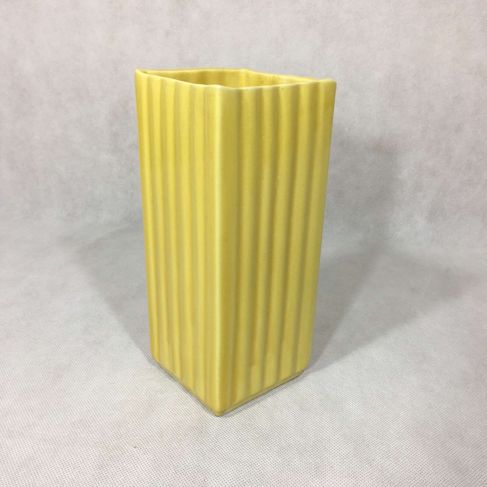Vintage Art Deco Ceramic 9″ Vase Ribbed USA 0 23
