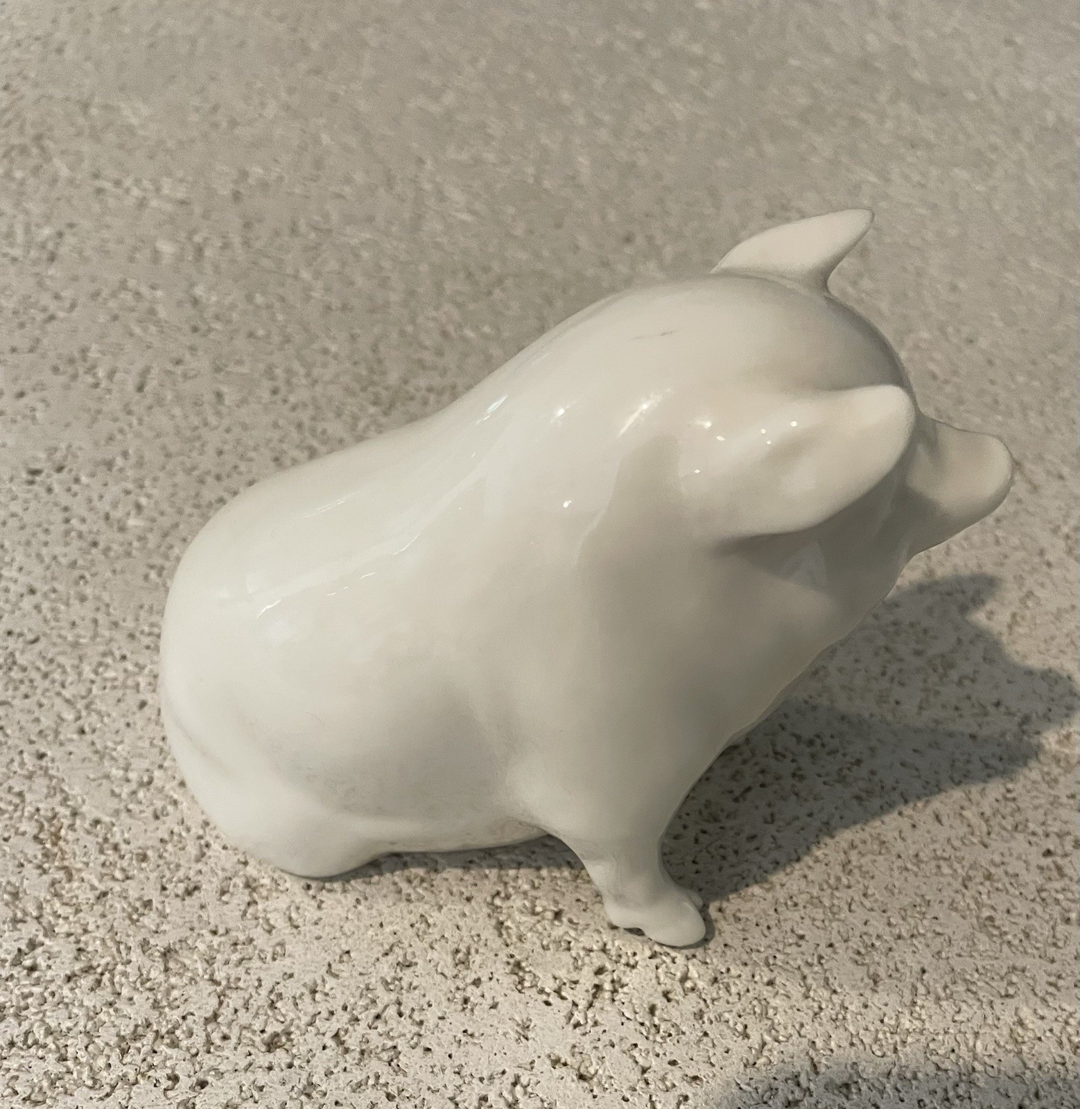 Vtg 1980s Belleek Porcelain Sitting Pig Figurine Pottery Ireland Gold Brown Mark