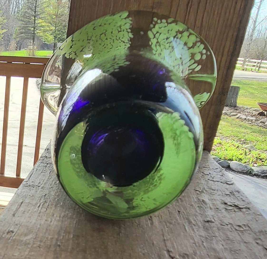 Heavy Hand Blown Art Glass Vase 8” Green Black Murano Style Flared Rim 2lb 11oz