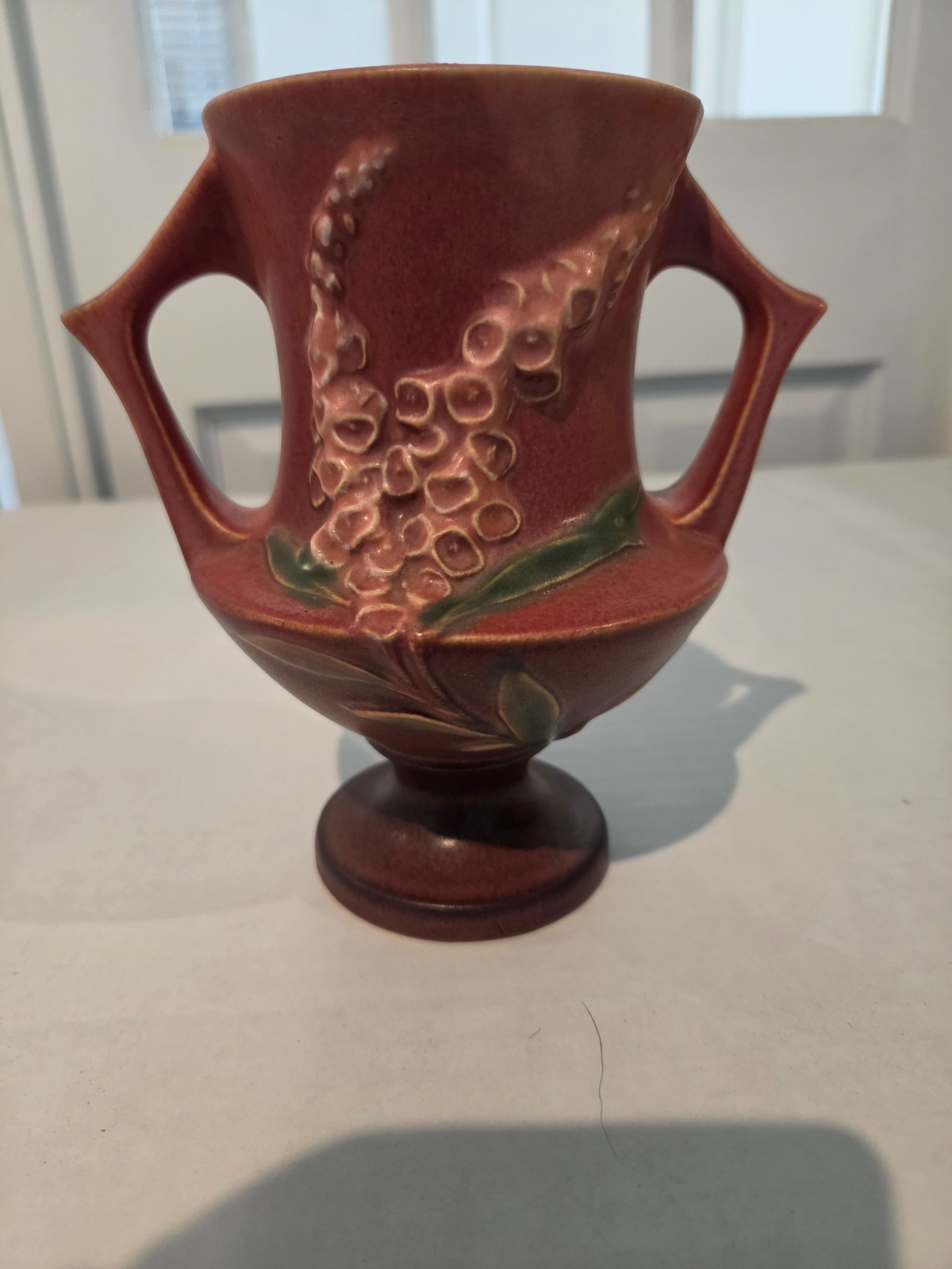 PINK ROSEVILLE USA POTTERY WATER LILY VASE 73-6 Vintage Pottery