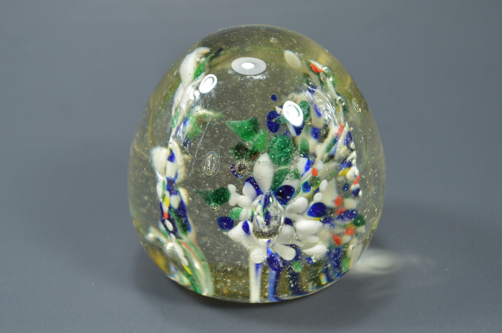 Vtg Paperweight Hand Blown Glass,Marked India,Bubbles W/ White,Blue,Green