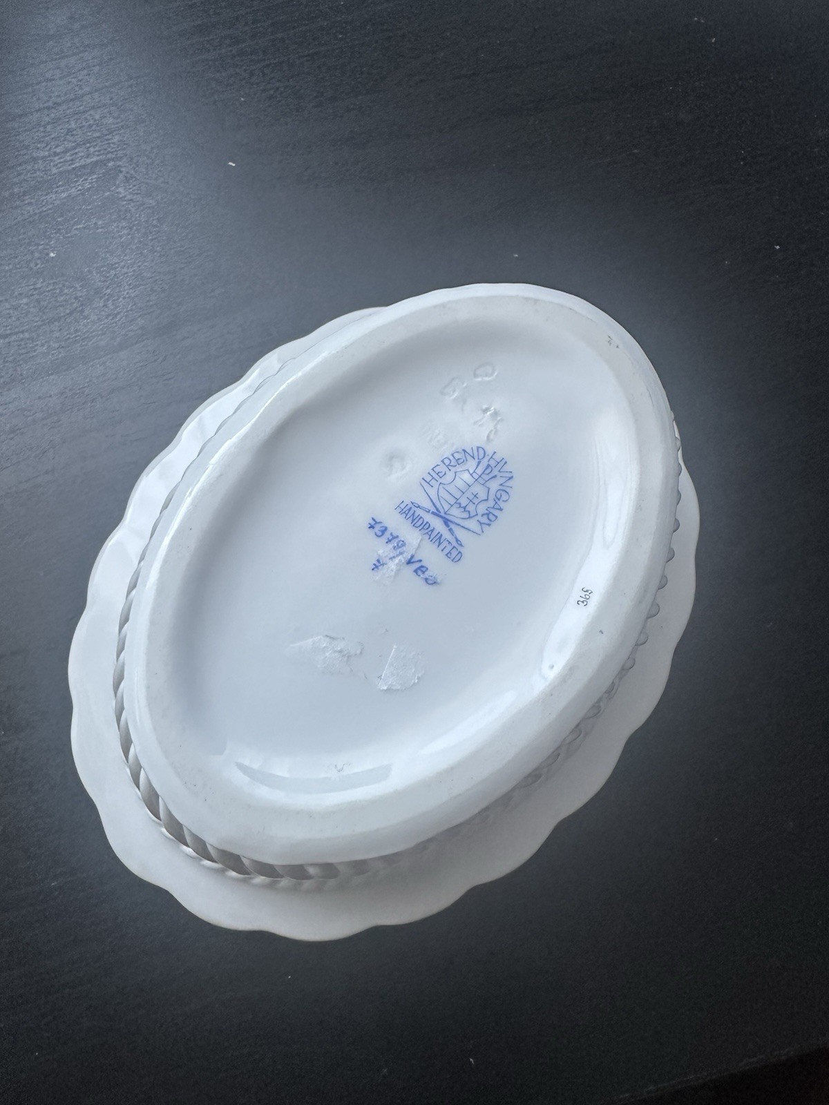 Herend Oval Open Weave Basket 5 1/2″ Porcelain Hungary 7379 *CHIP*