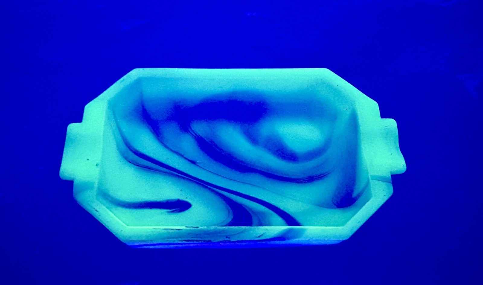 Akro Agate Blue/Red Copper Swirl ASHTRAY UV Uranium Glass