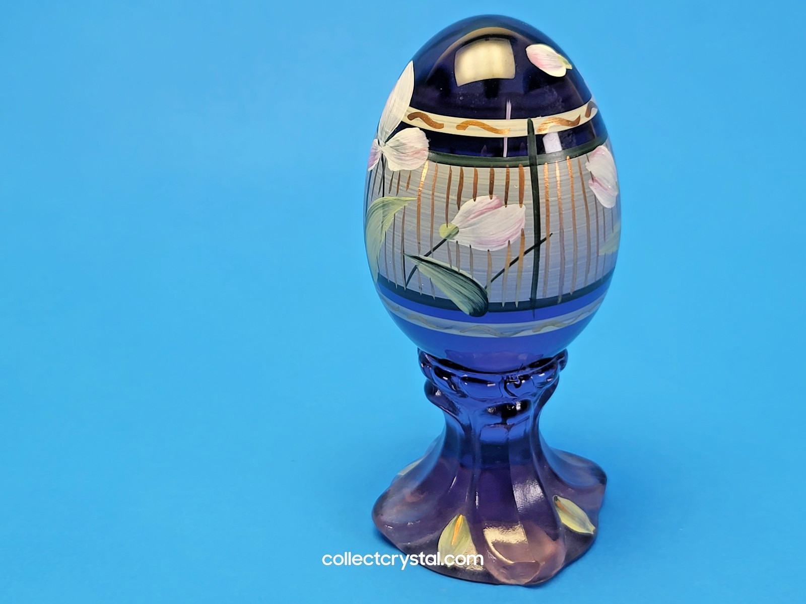 Fenton Iridescent Hand Painted Glass Pedestal Egg Floral 171 / 3000 C. Riggs
