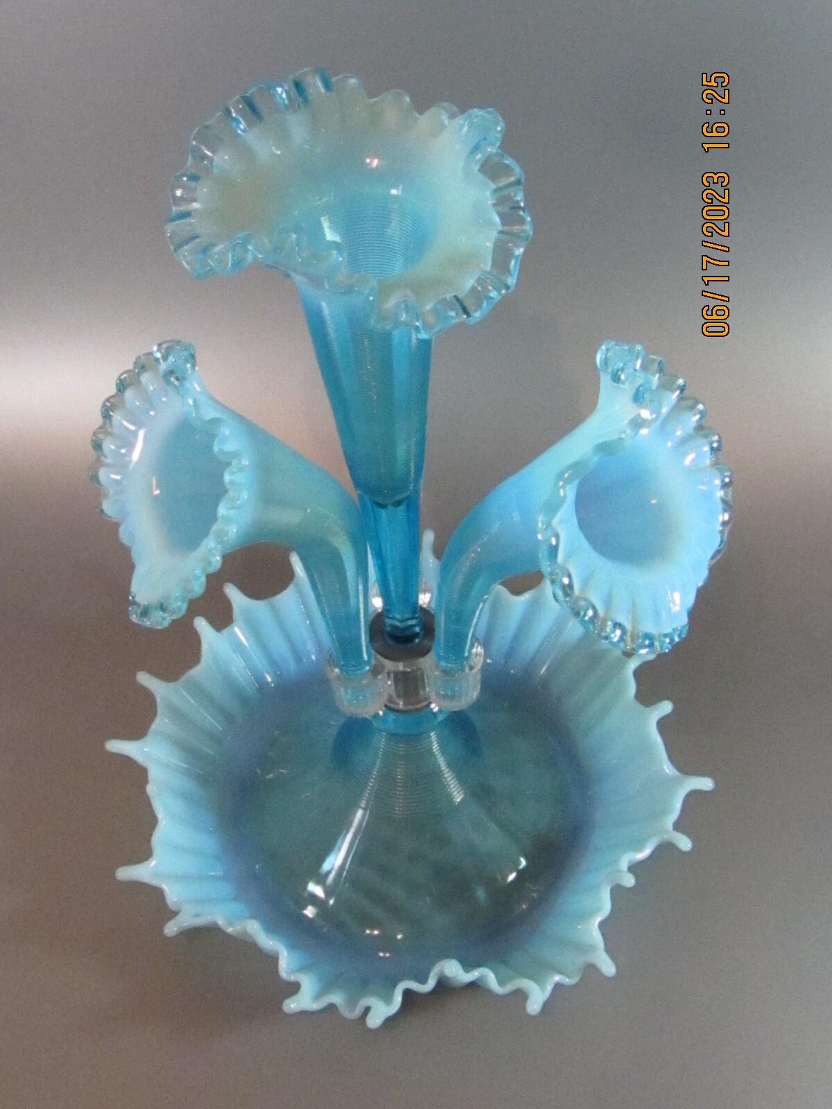 Vintage Mold Blown Ribbed Opalescent Blue Glass Fenton Large Epergne Four Horn