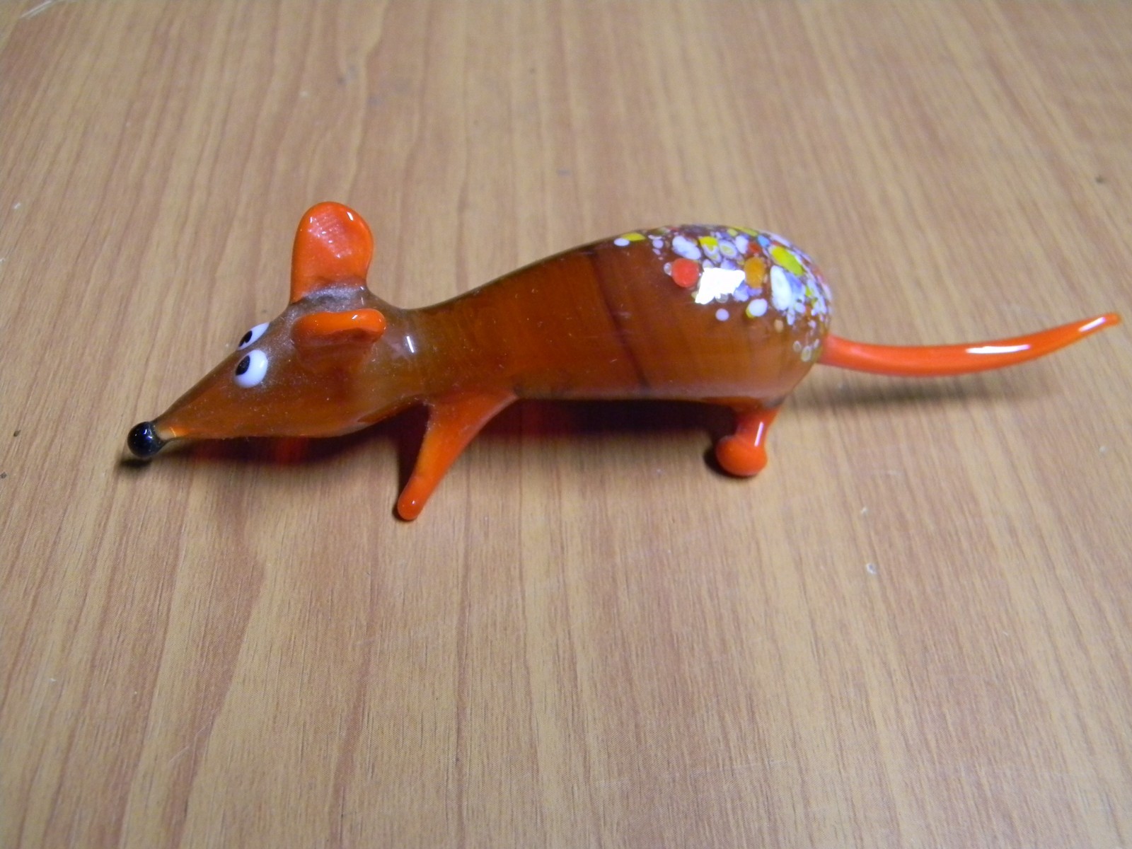 Art Glass Miniature Mouse Figurine with Multicolor back – Tiny Collectible 5″ L