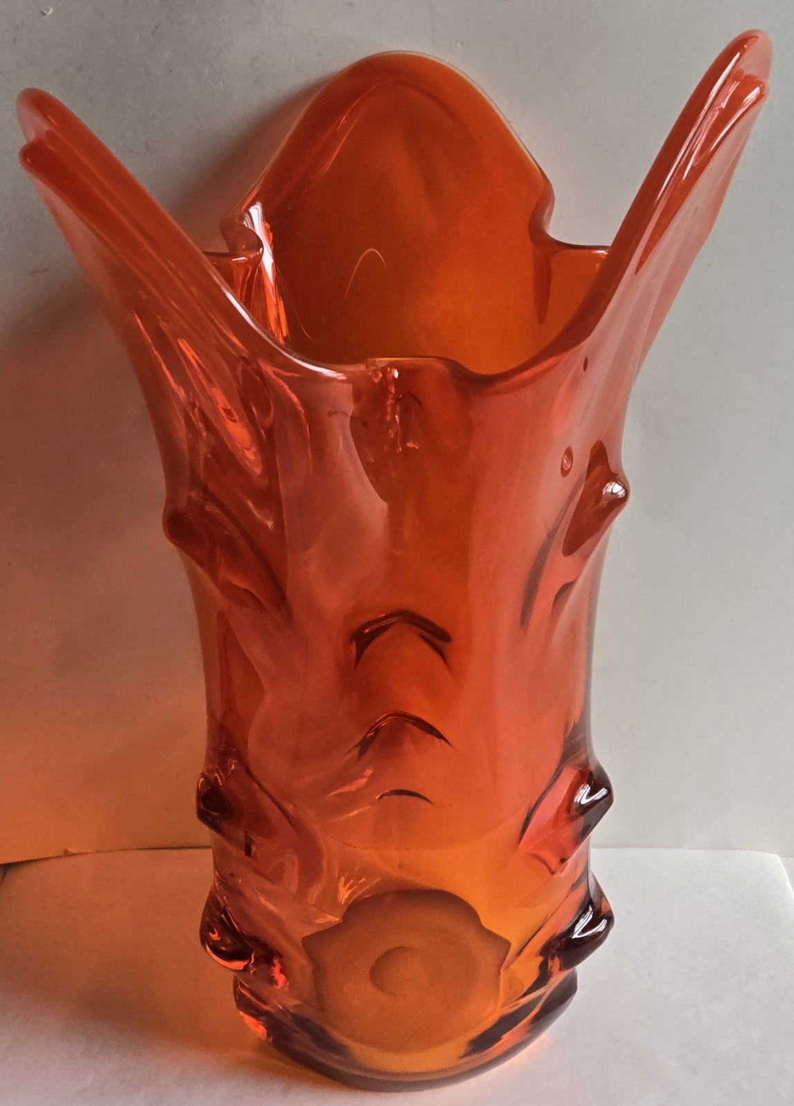 MID-CENTURY VINTAGE 12″ TALL GLASS VASE ORANGE PERSIMMON LARGE SIZE HEAVY 4LB