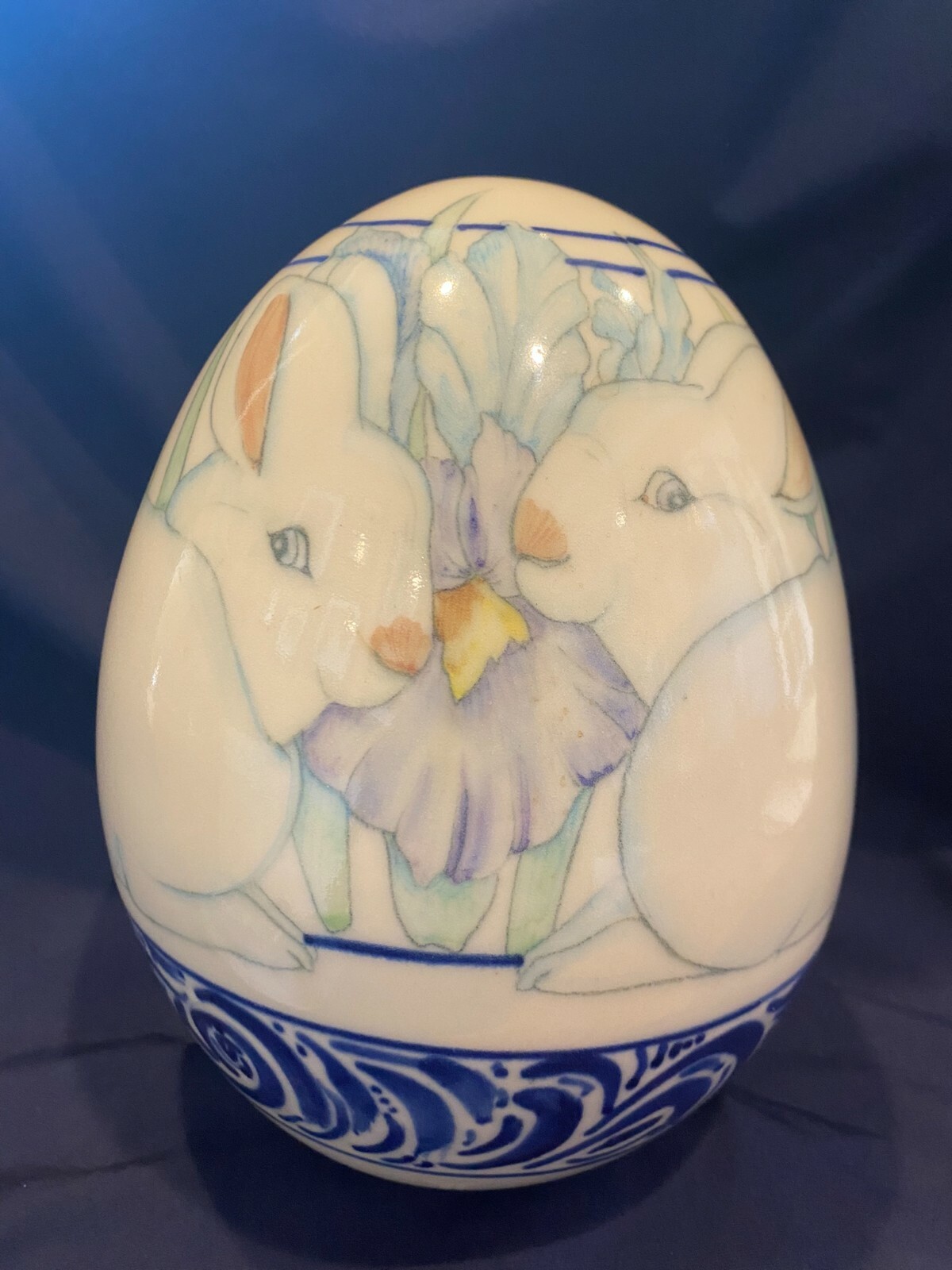 Davila Brodsky Rabbit Artworks Santa Fe Vintage Signed Large Egg 8″