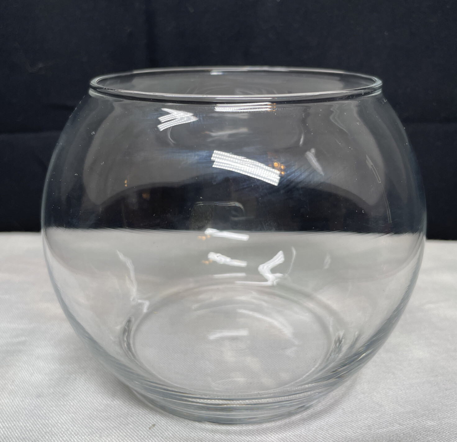Small Glass Vase/Beta Bowl, 3.5 X 4 Inches