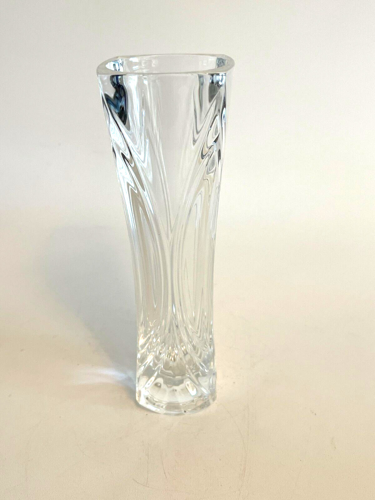 Cristal D’Arques Chatelet 24% Lead Crystal Bud Vase. Made in France 6.75 inches