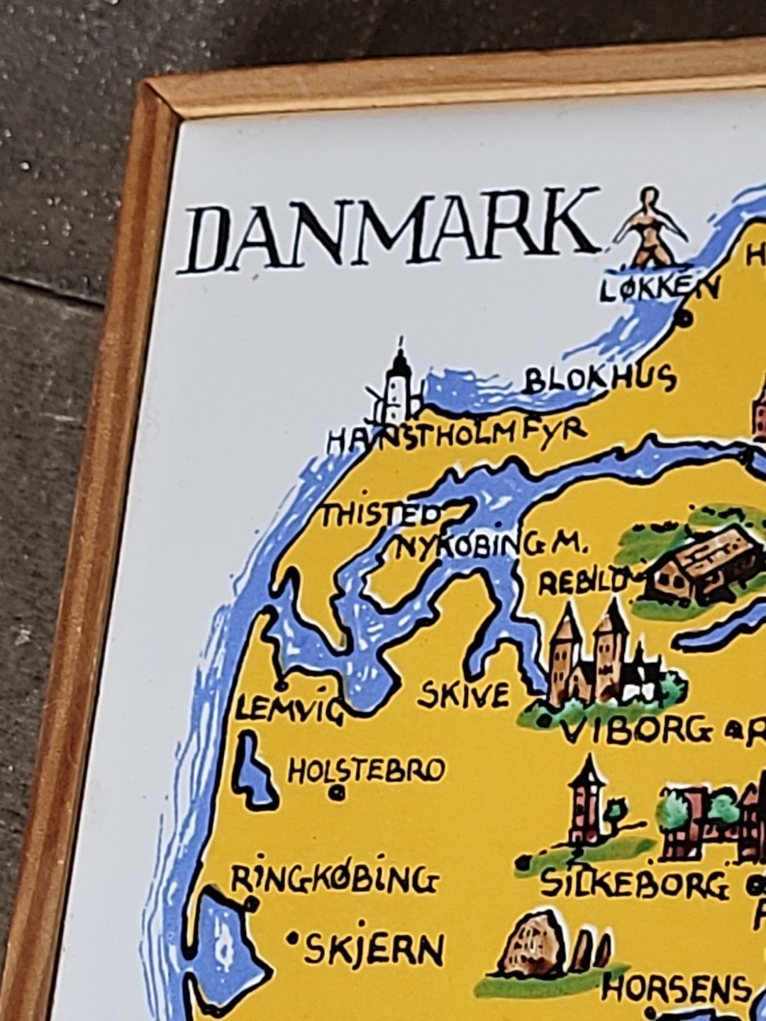 Vtg RAKO Ceramic Tile Framed Danmark Denmark Landmarks Traditional Travel Cities