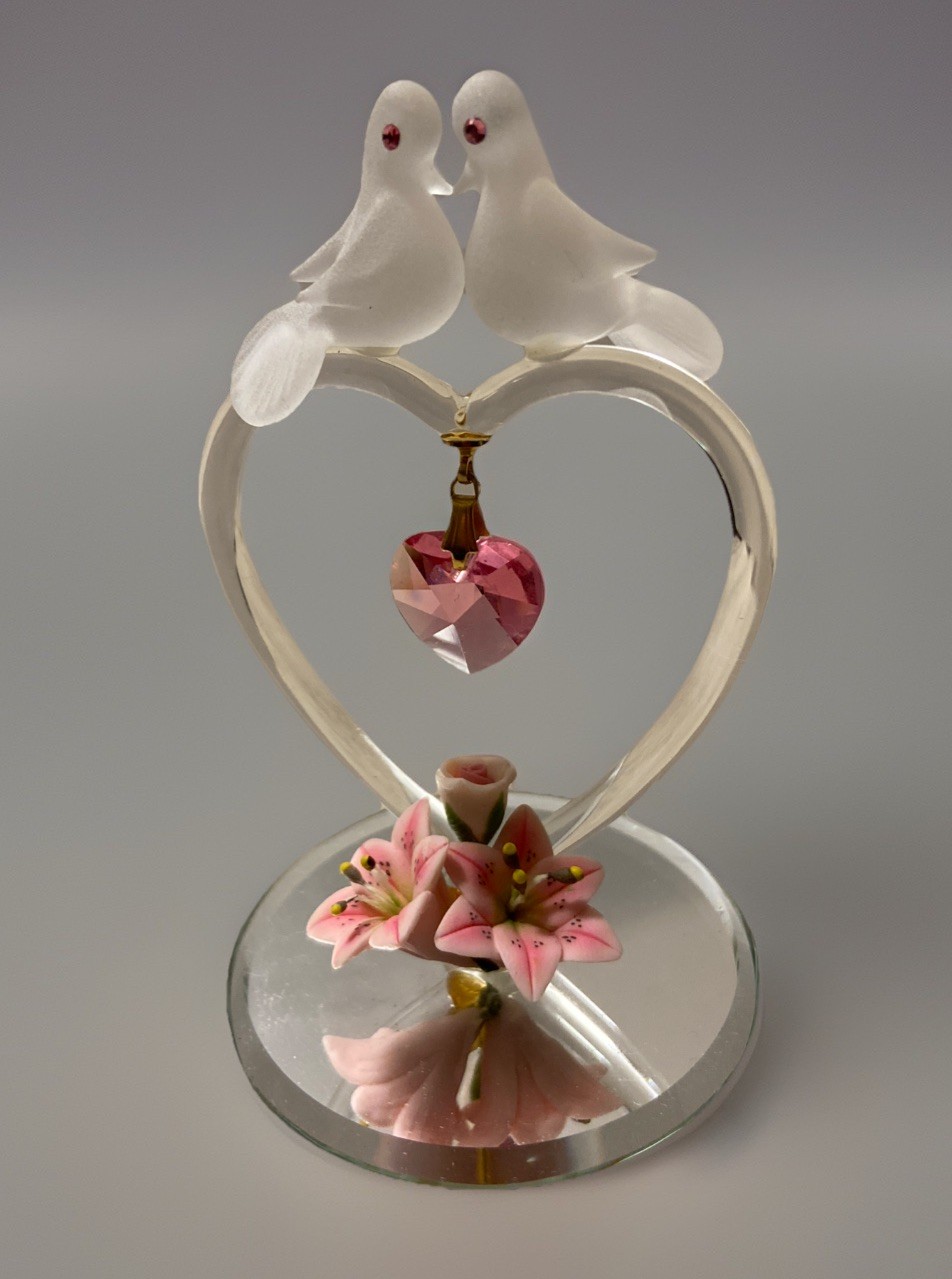 Glass Baron Miniature Love Birds Glass Figurine W/Pink Swarovski Crystal Heart