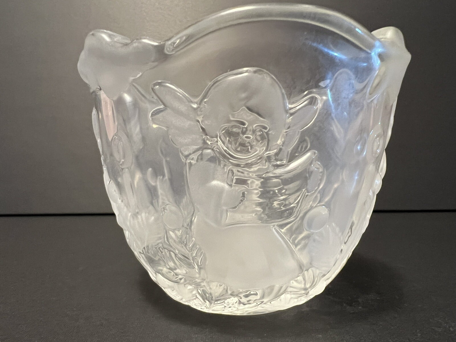 Mikasa Holiday Lights Candleholder 3 1/4″ Angels Frosted & Clear