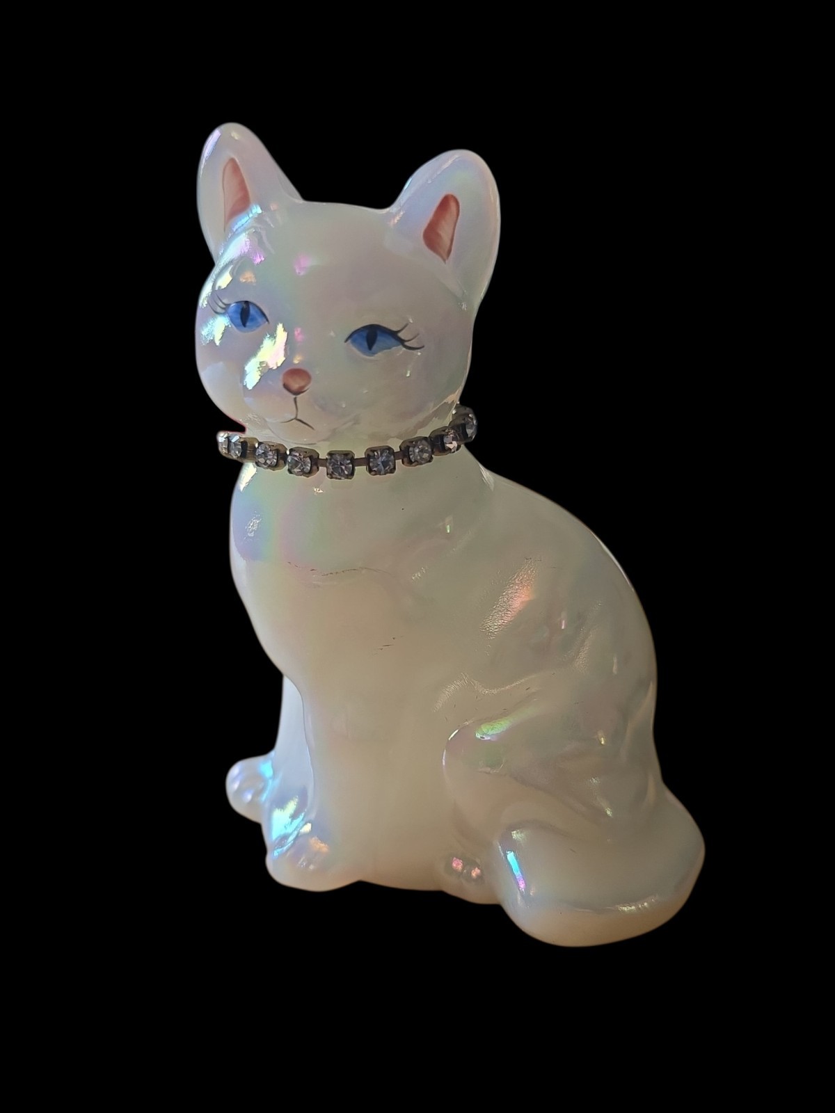 Vintage 3.75″ Fenton White Iridescent Cat Collar figurine Signed T. Watson