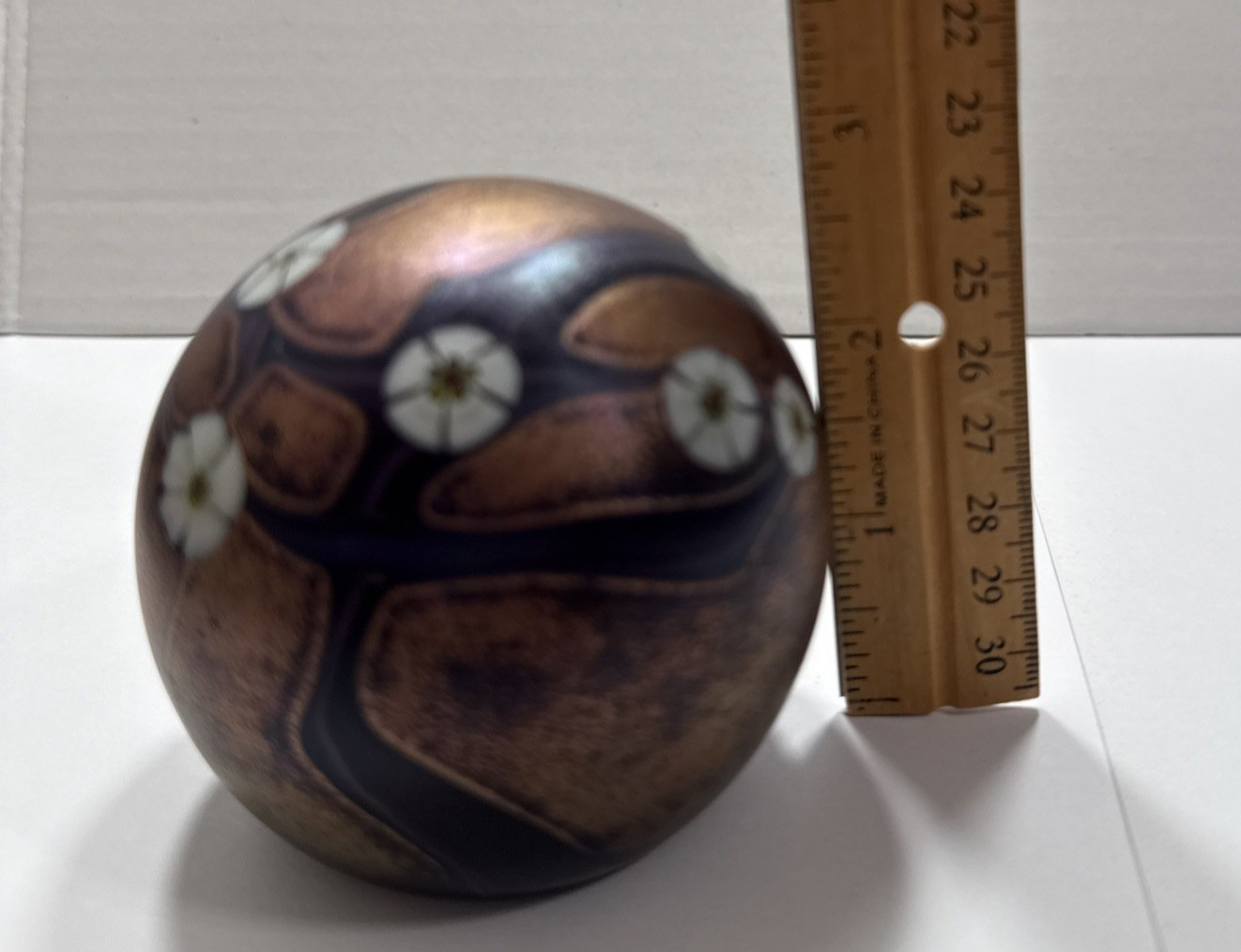 Big 3″ signed ZELLIQUE Studio Art Glass FLORAL Hawthorn Paperweight Iridescent