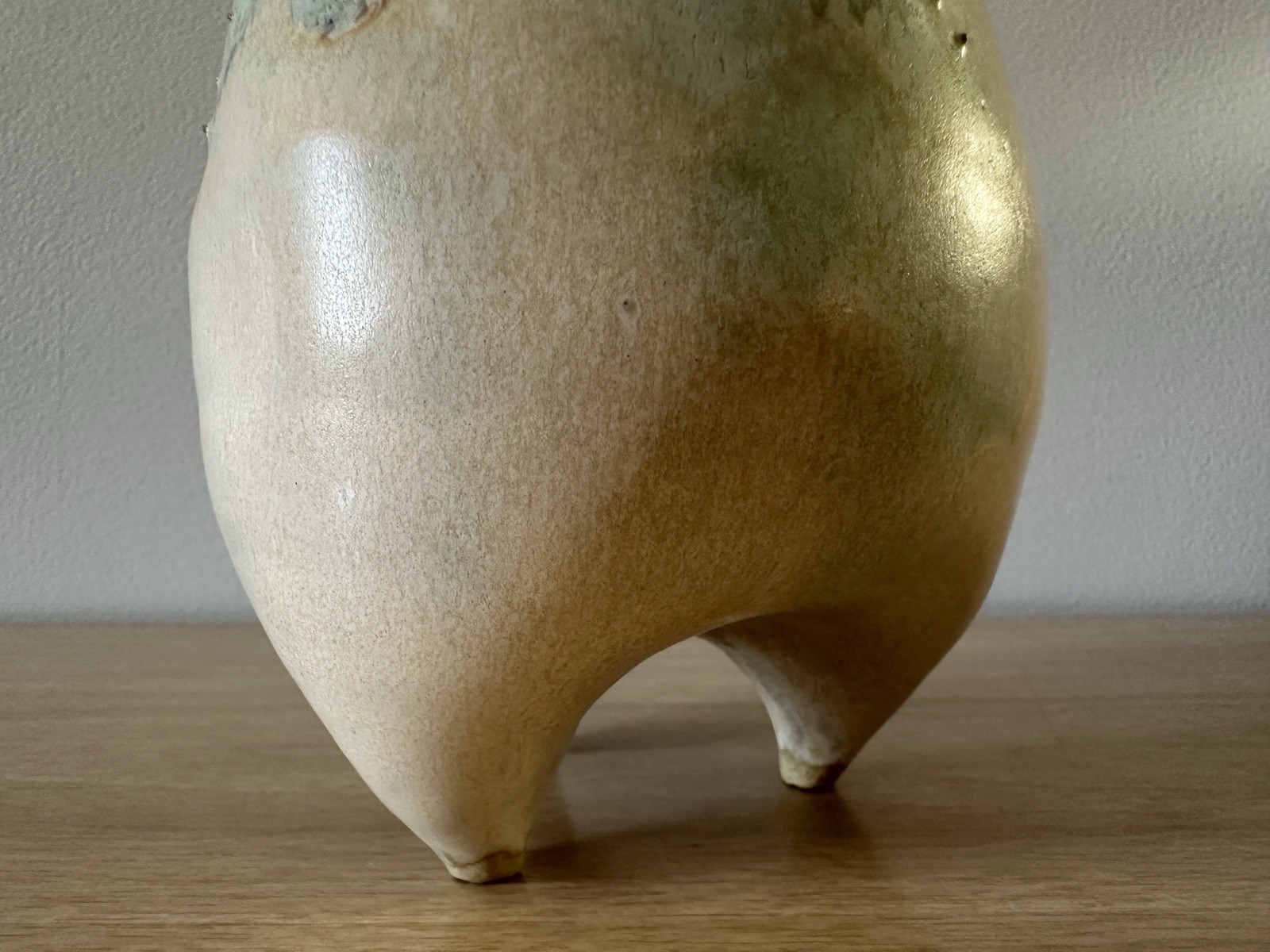 Vintage Studio Art Pottery•Sculptural Vessel•Organic Form•Wavy Rim•Textured