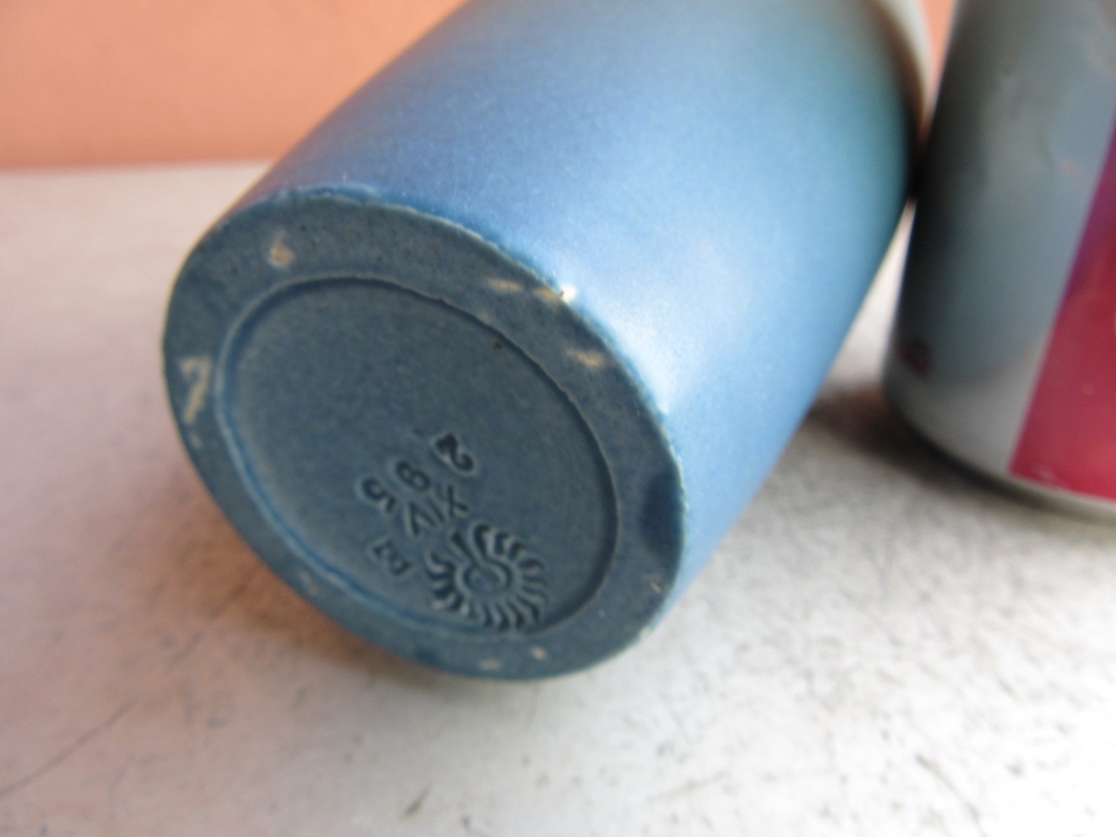 Rookwood Hand Tooled Matte Teal Blue 7 1/4″ Greek Key Vase 1914