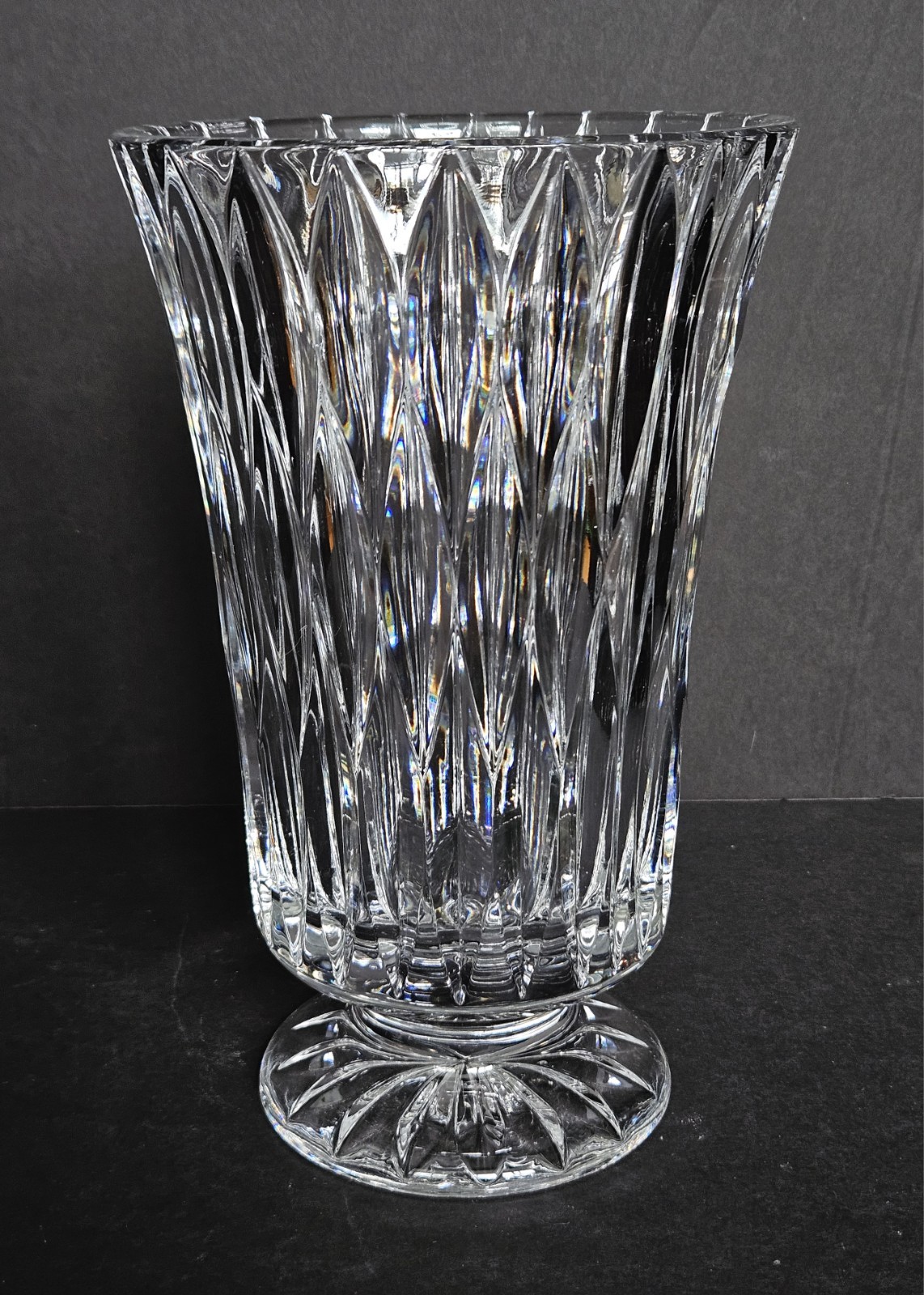 Block Chalet Giftware Heavy Cut Lead Crystal 10″ Straight Vase