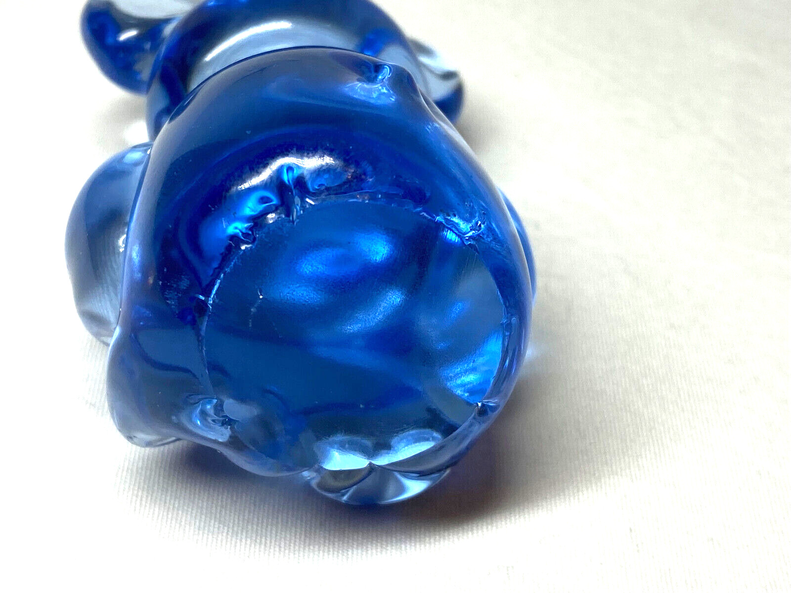United States Commemorative Fine Art Gallery BLUE Glass BEAR 3”