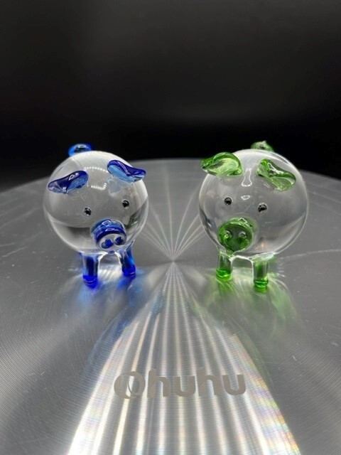Lenox Art Glass Clear Blue & Green Pigs Piggys – Beautiful!