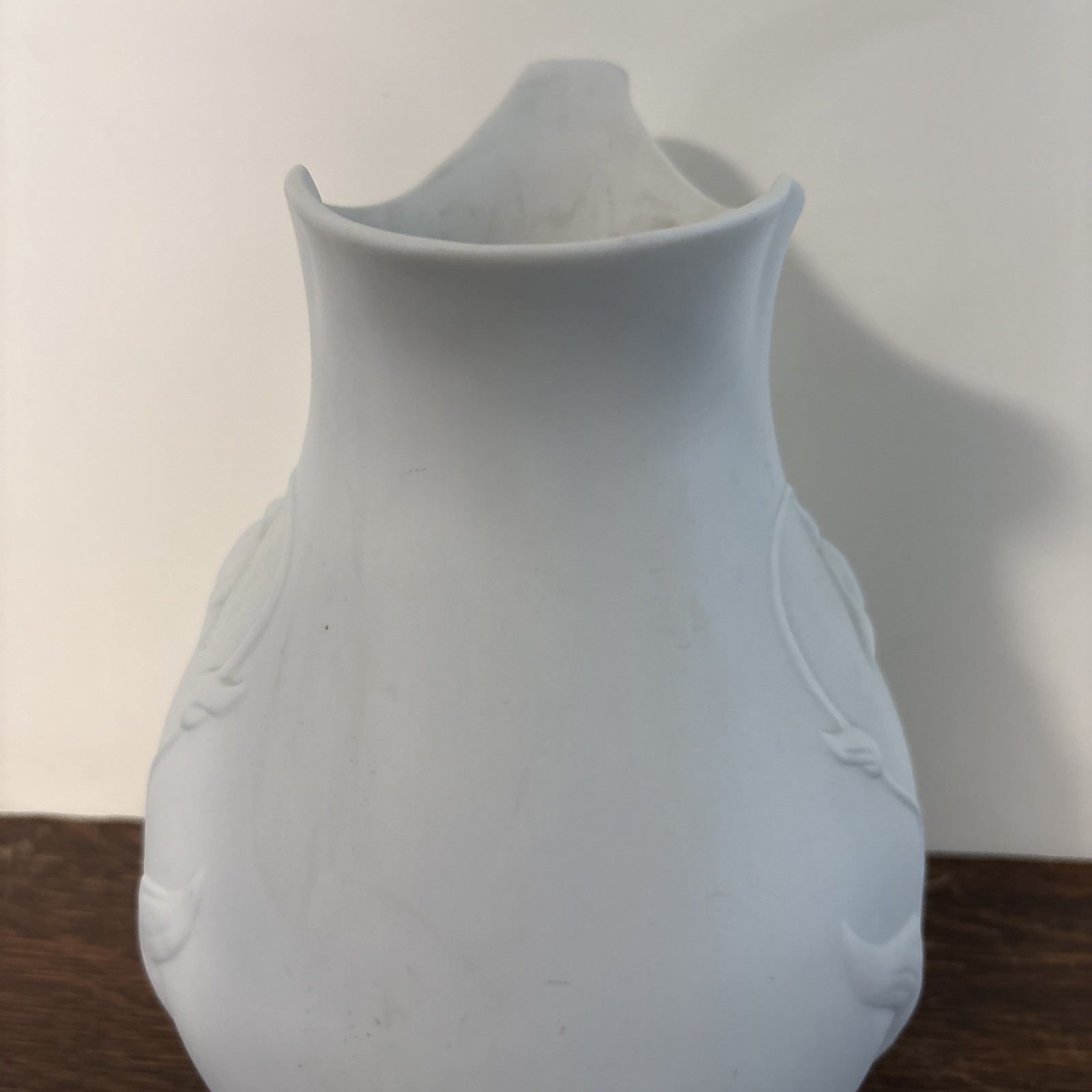 MMA METROPOLITAN MUSEUM OF ART Jonquil White Parian Bisque Pitcher Floral Vase