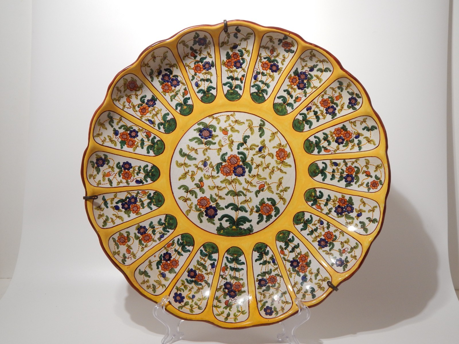 Antique Large Parade Plate Albisola Alba Docilia Painted Early 1900s