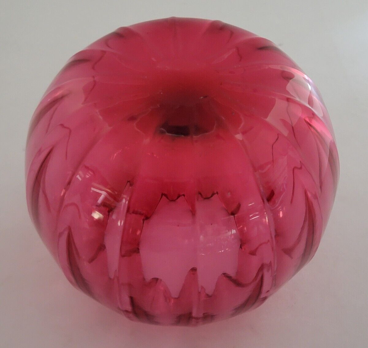 Hand Blown Pink/Cranberry Folded Edge Round Panel Glass Vase Home Decor 4” T